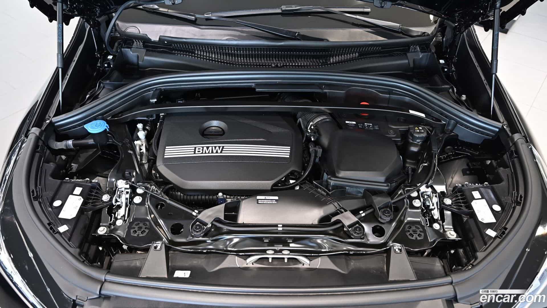 X1 BMW 2025.11-OUTER-006