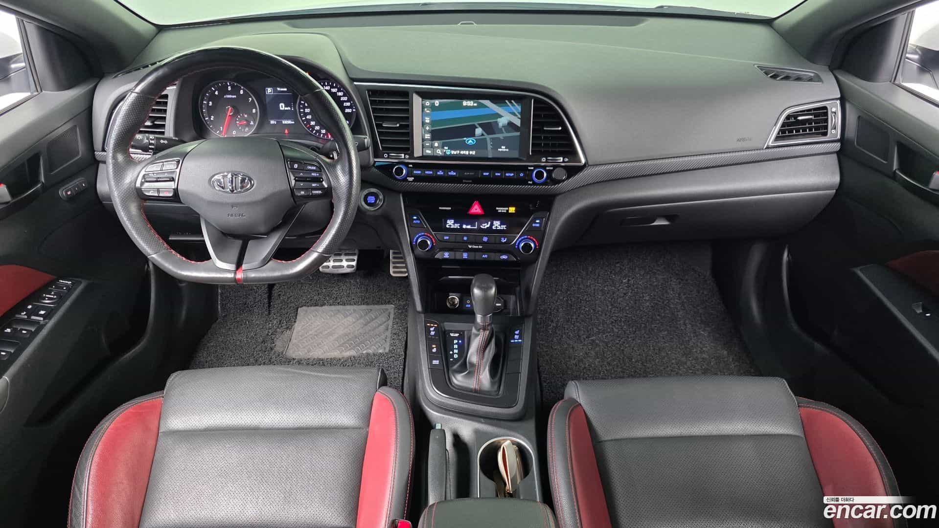 AVANTE Hyundai 2017.2-INNER-007
