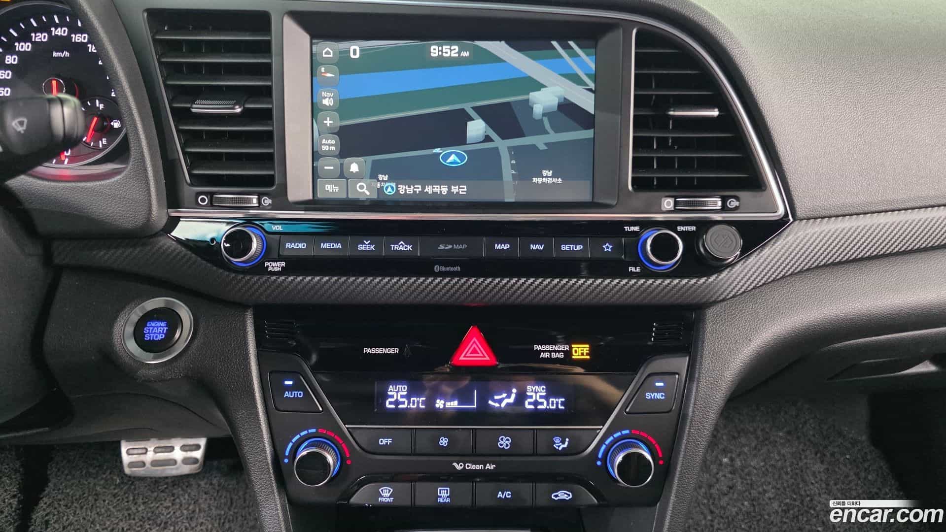 AVANTE Hyundai 2017.2-OPTION-018