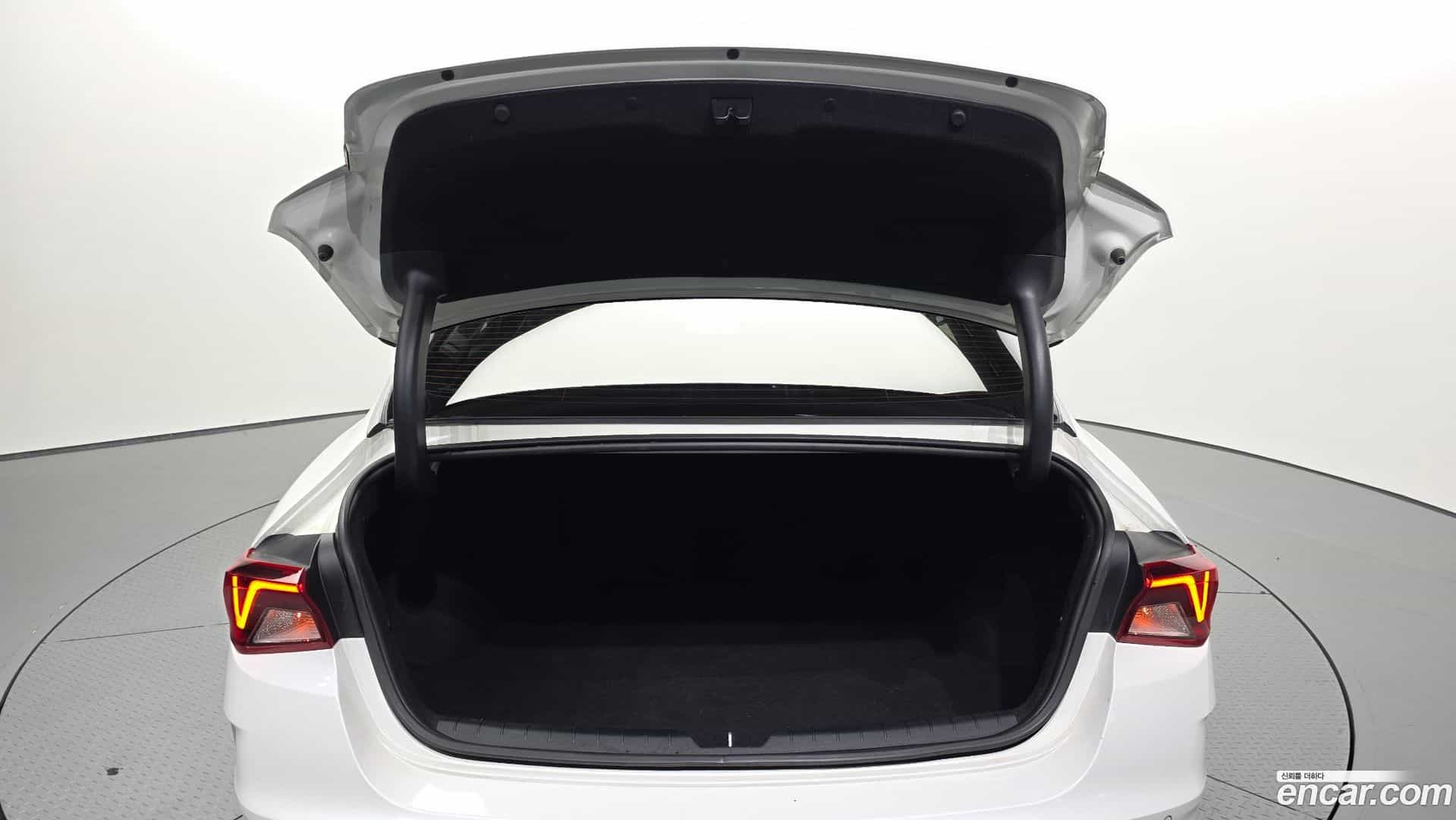 K5 Kia 2021.5-OPTION-024