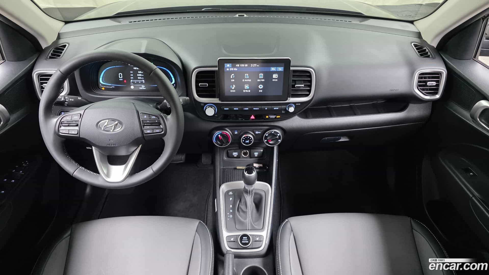 Venue Hyundai 2025.11-INNER-007