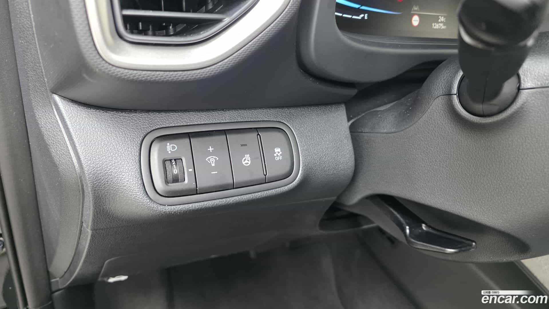 Venue Hyundai 2025.11-OPTION-022