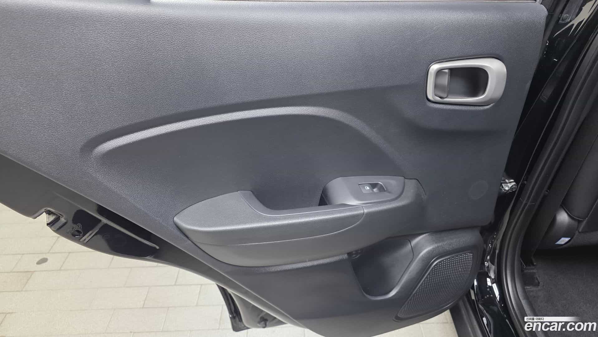 Venue Hyundai 2025.11-INNER-035