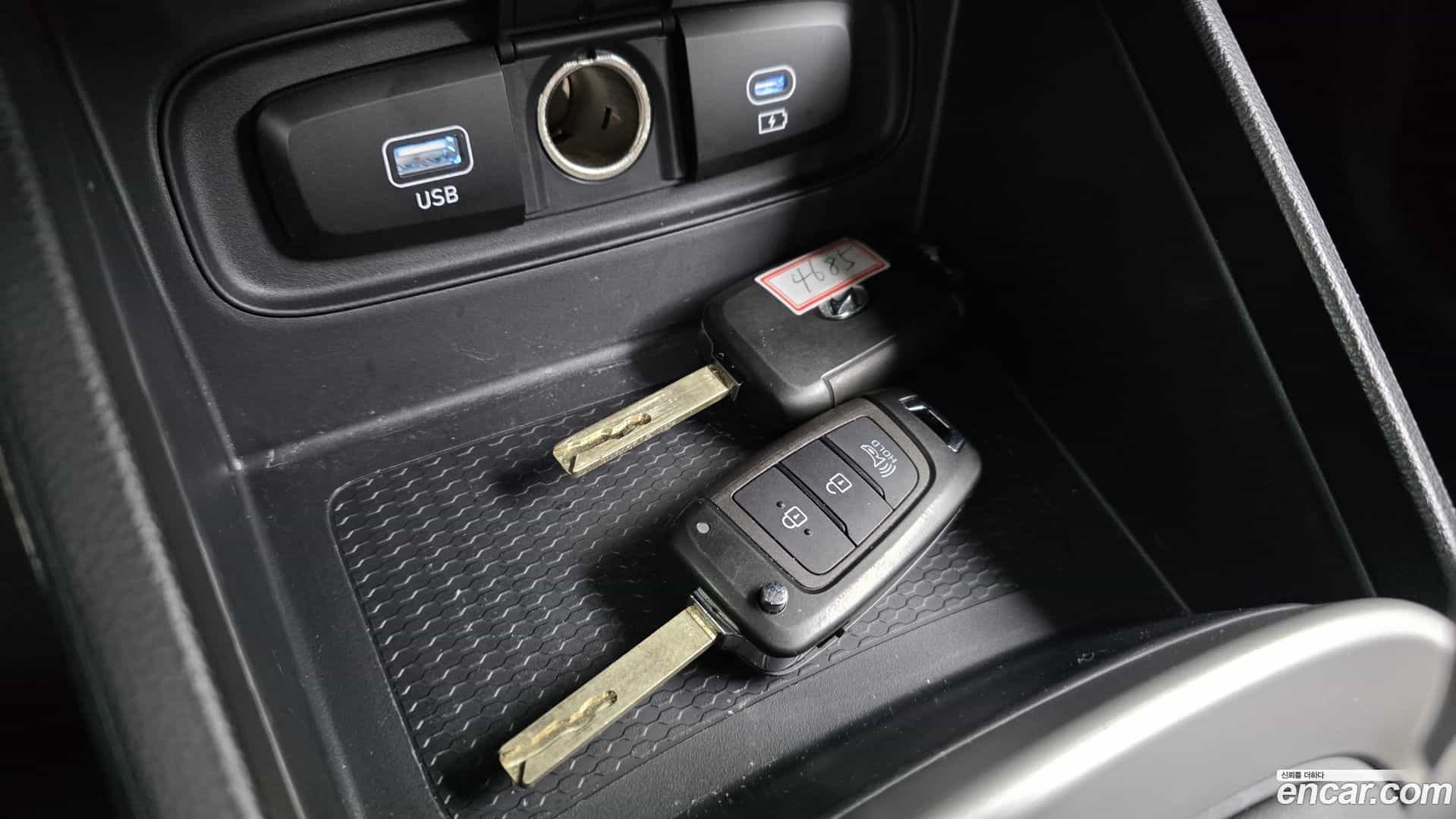 Venue Hyundai 2025.11-OPTION-042