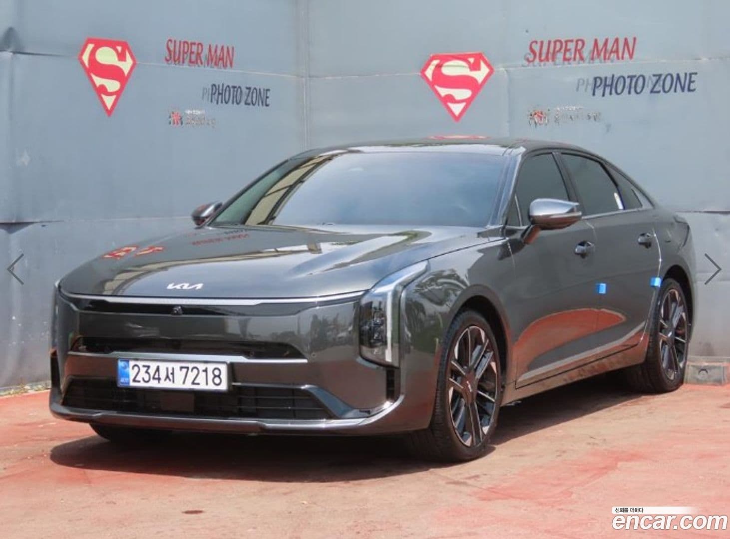 Main__Slider__Photo:K8 Kia 2025.7-0