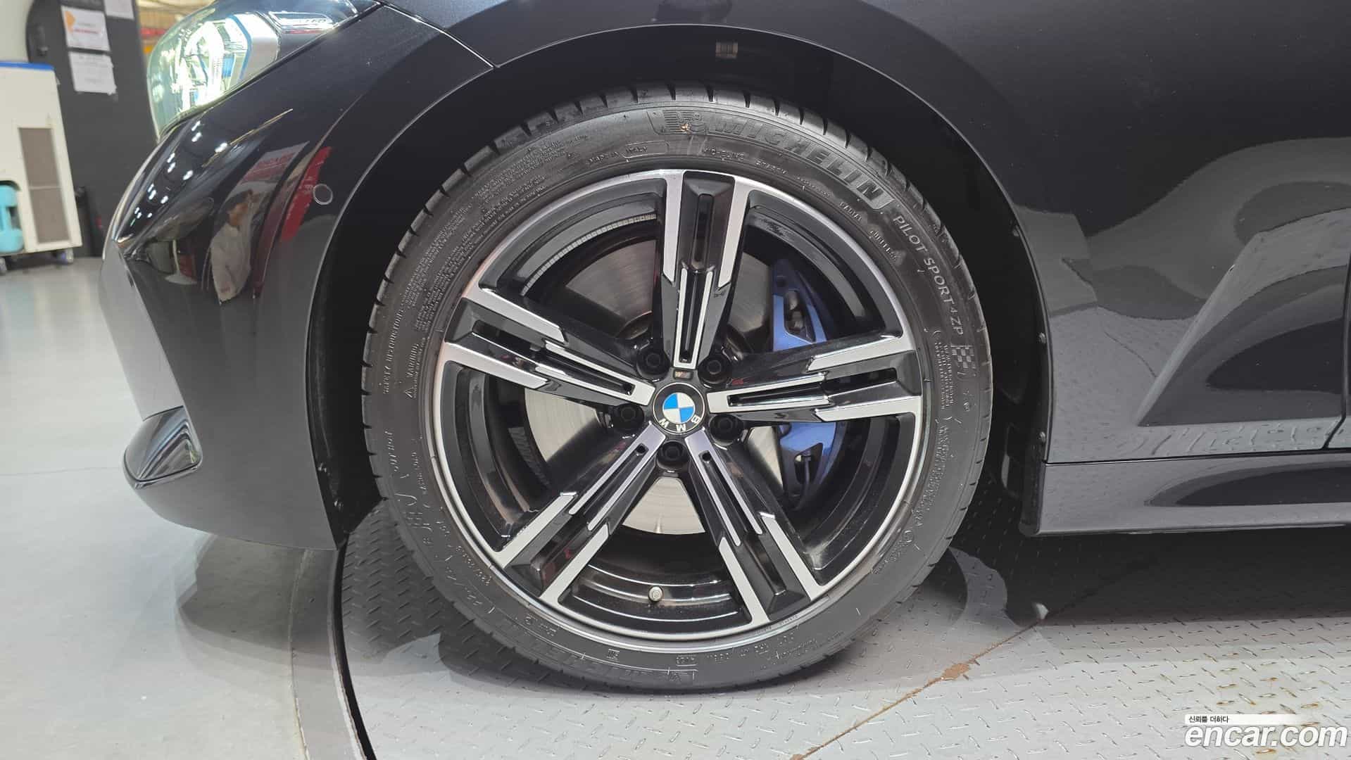 3-Series BMW 2024.2-OUTER-005