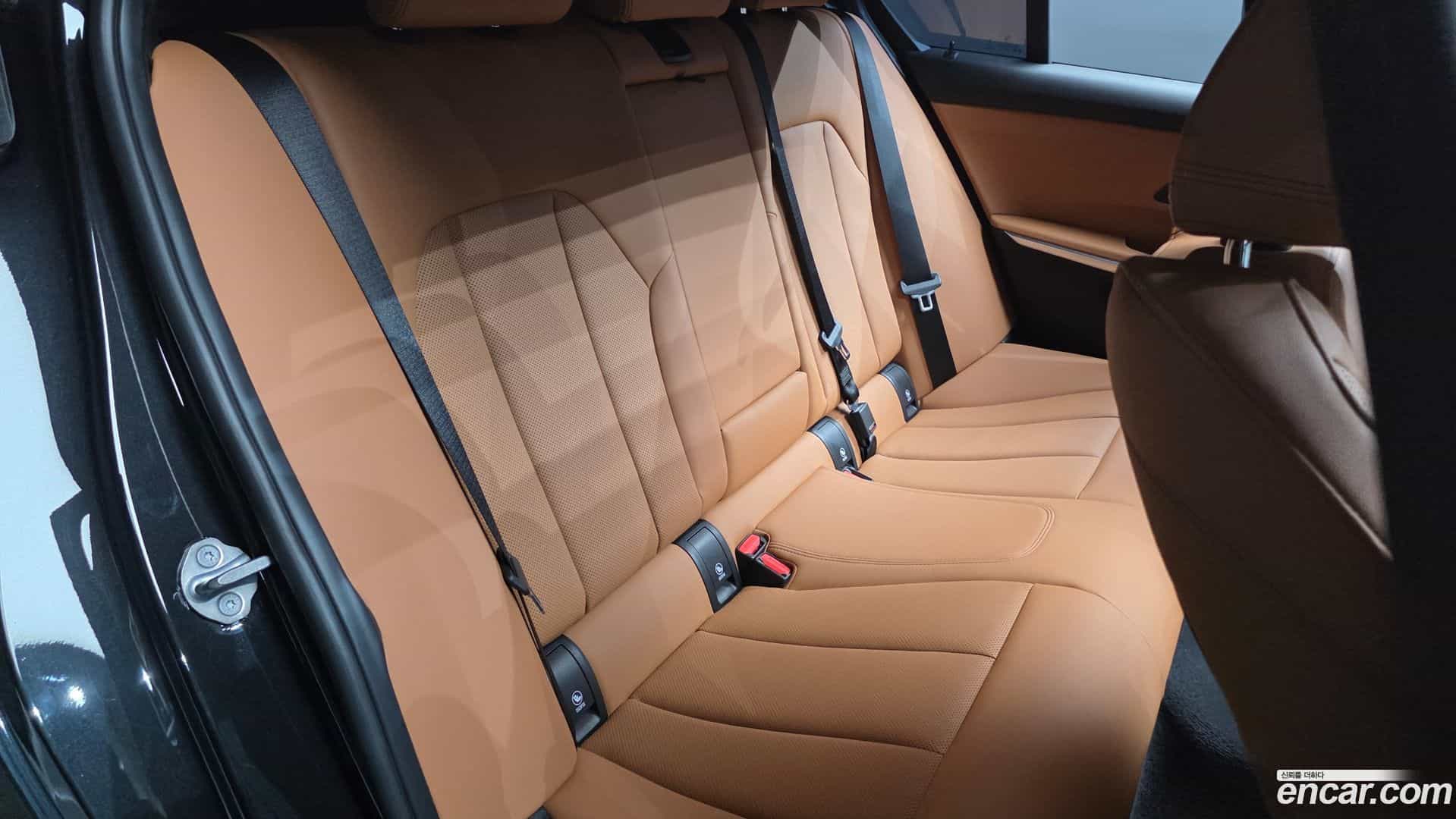 3-Series BMW 2024.2-OPTION-015