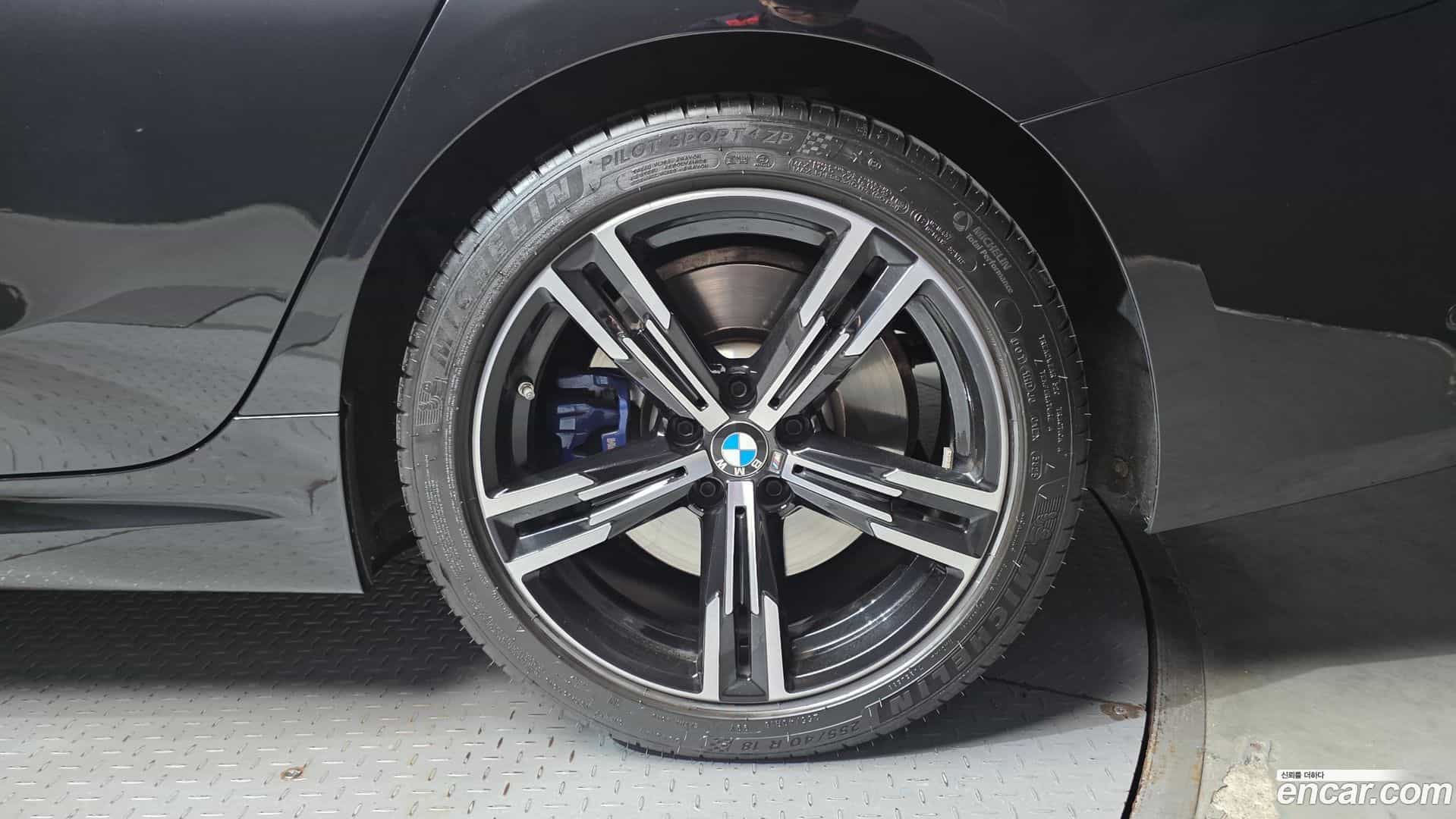 3-Series BMW 2024.2-OUTER-031