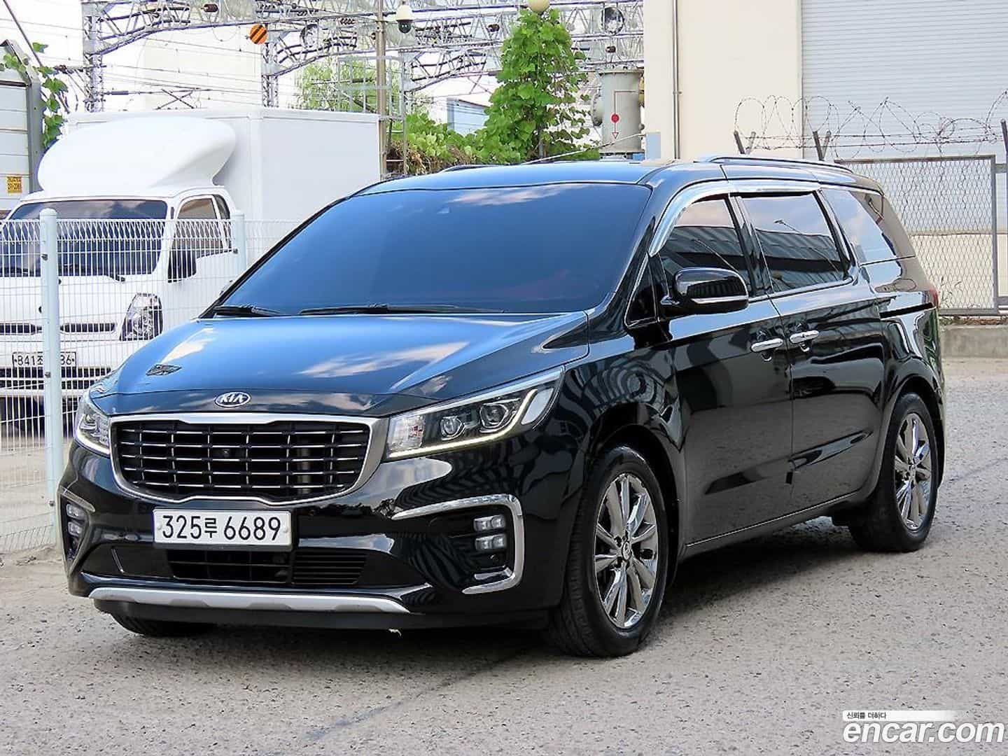 Canival Kia 2019.10-OUTER-002