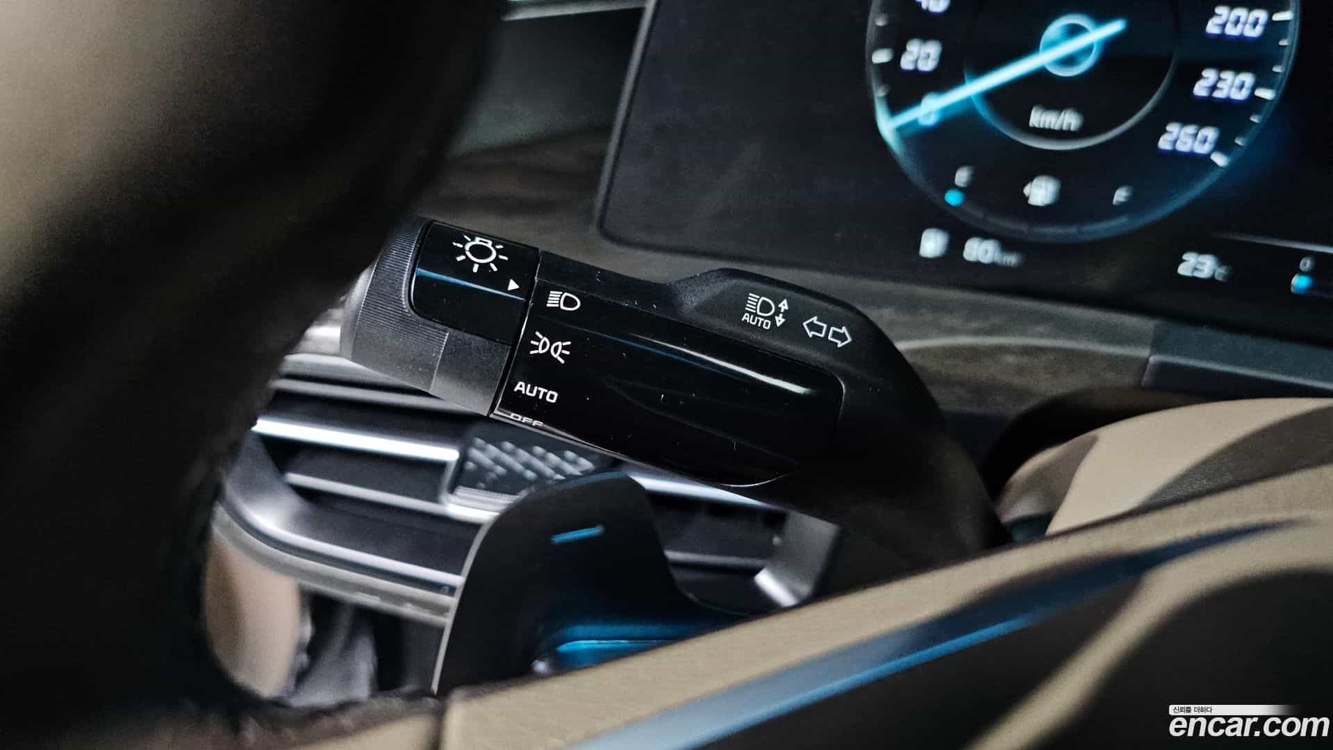 K8 Kia 2022.2-OPTION-040