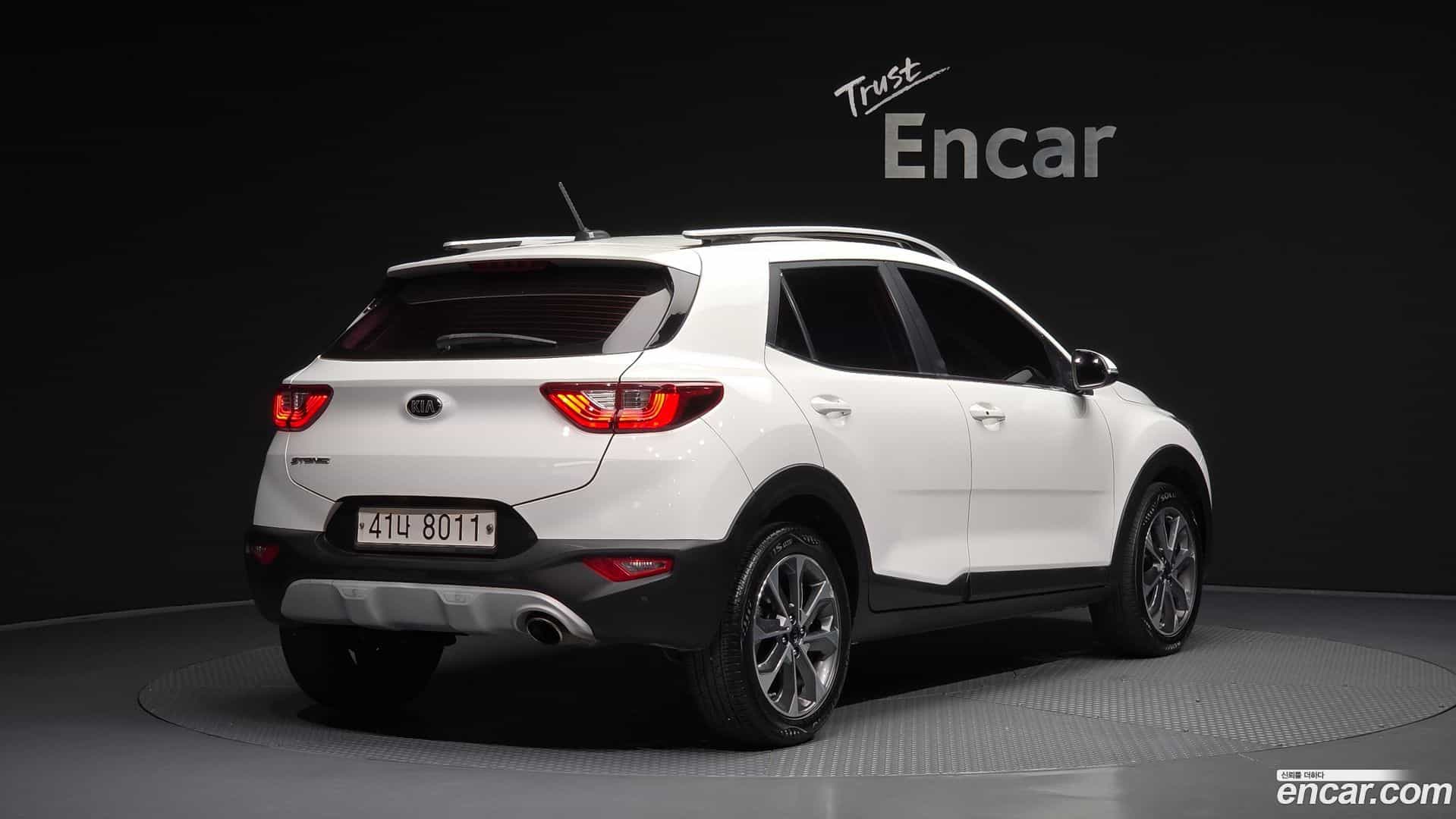 Stonic Kia 2017.10-OUTER-002