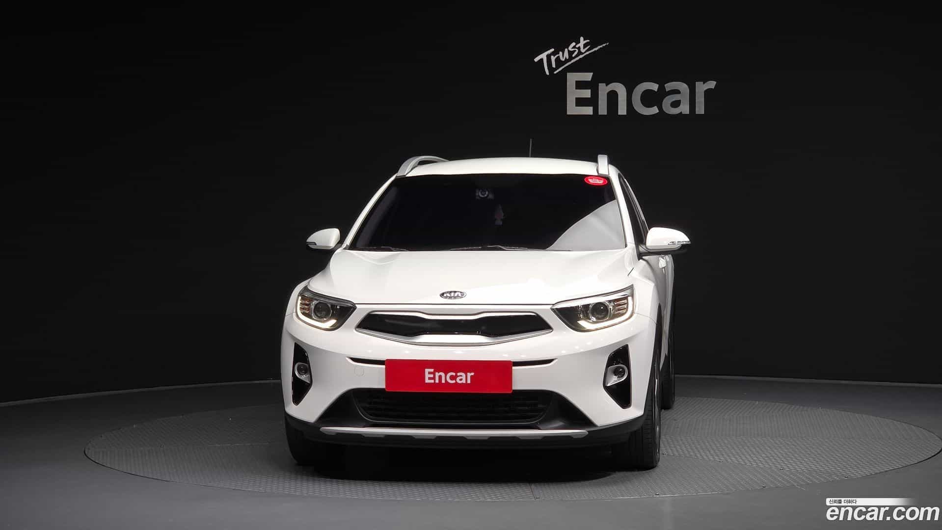 Stonic Kia 2017.10-OUTER-003