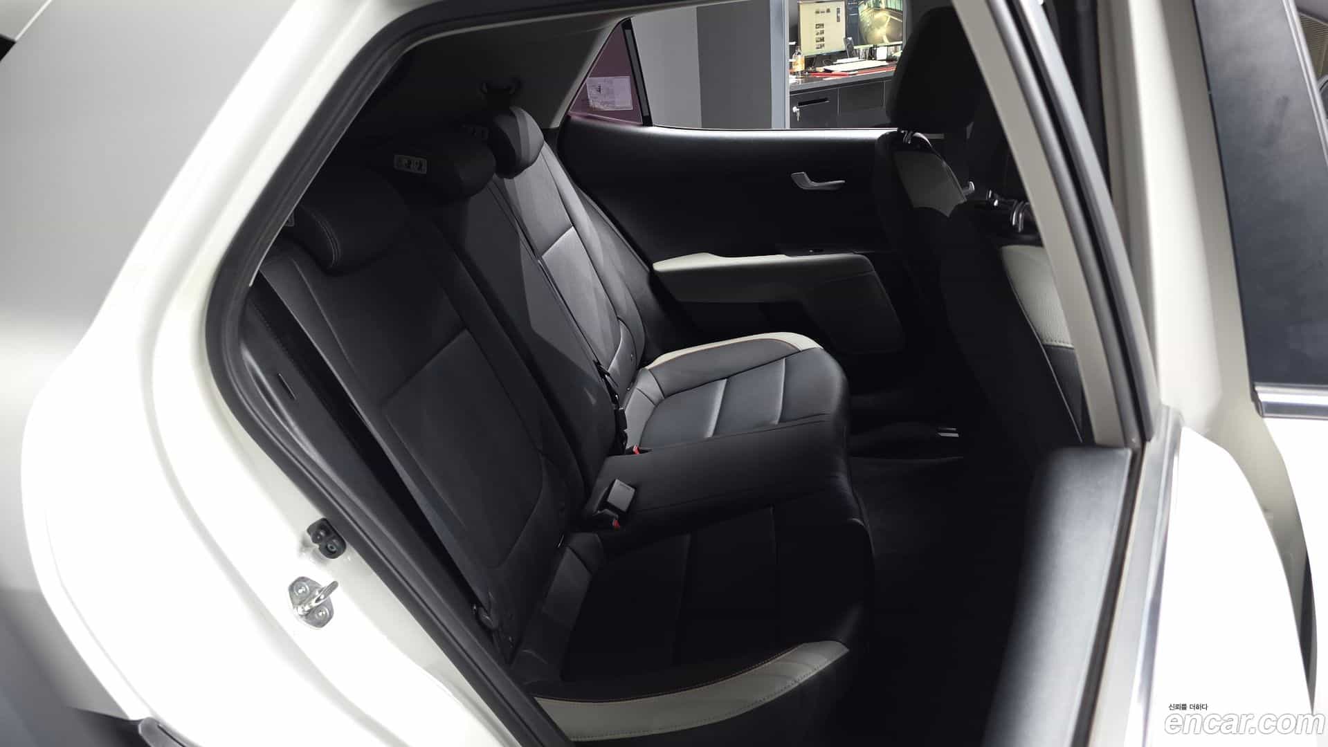 Stonic Kia 2017.10-OPTION-016