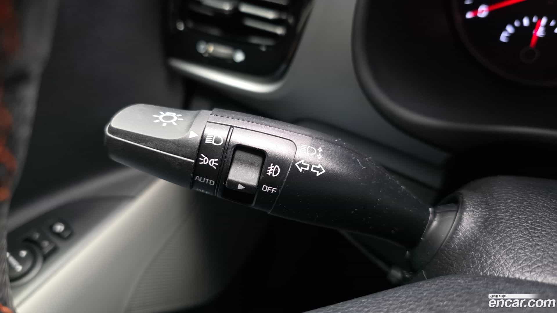 Stonic Kia 2017.10-OPTION-040