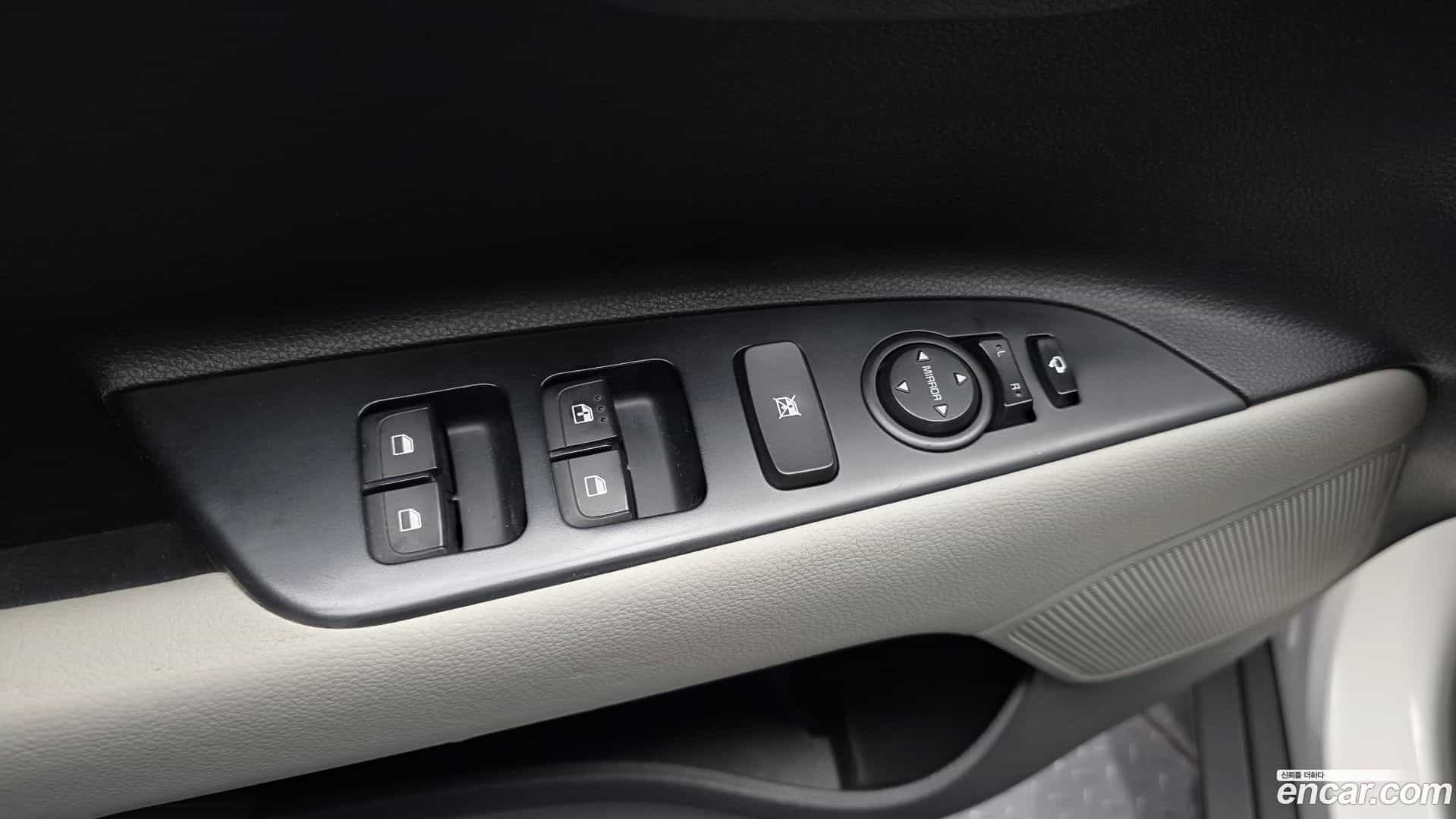 Stonic Kia 2017.10-OPTION-043