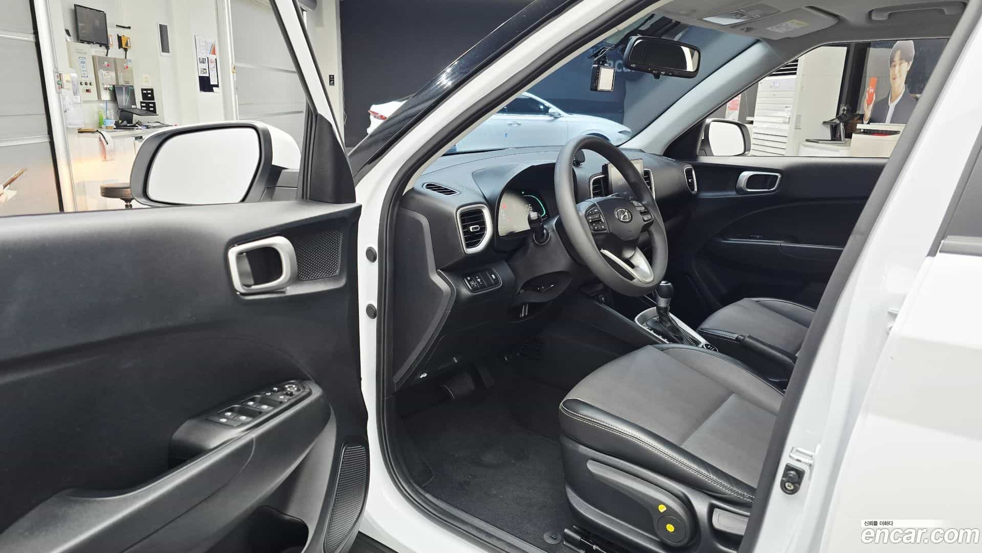 Venue Hyundai 2023.6-INNER-010