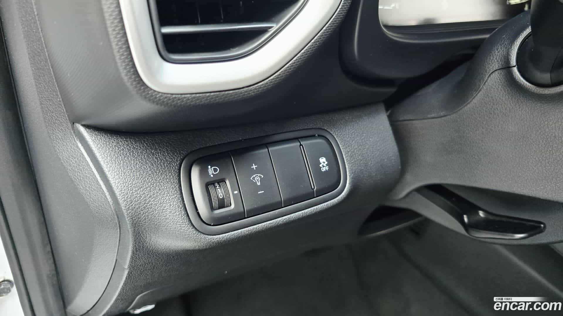 Venue Hyundai 2023.6-OPTION-020