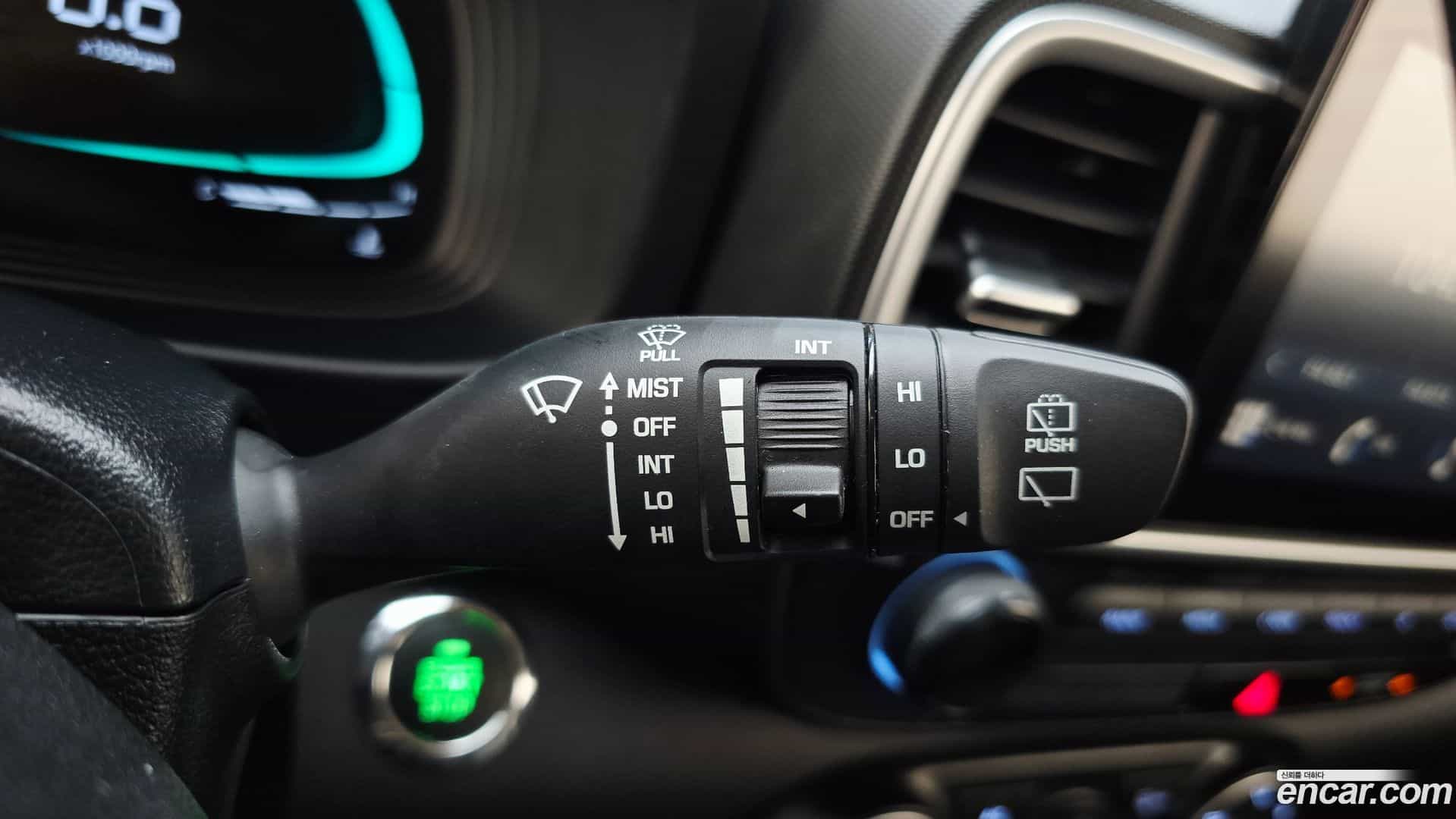 Venue Hyundai 2023.6-OPTION-042