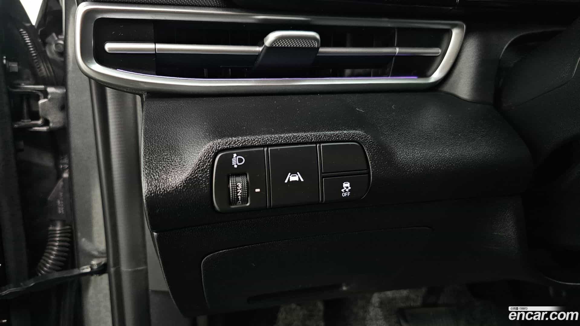AVANTE Hyundai 2022.7-OPTION-022