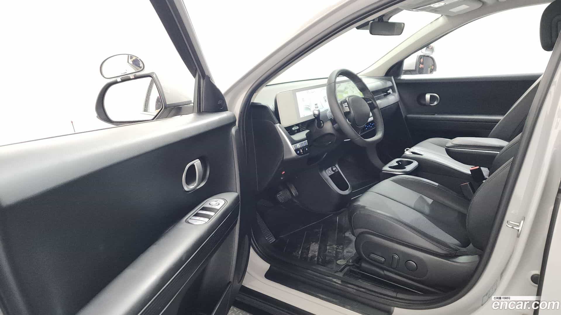 Ioniq5 Hyundai 2022.5-INNER-010