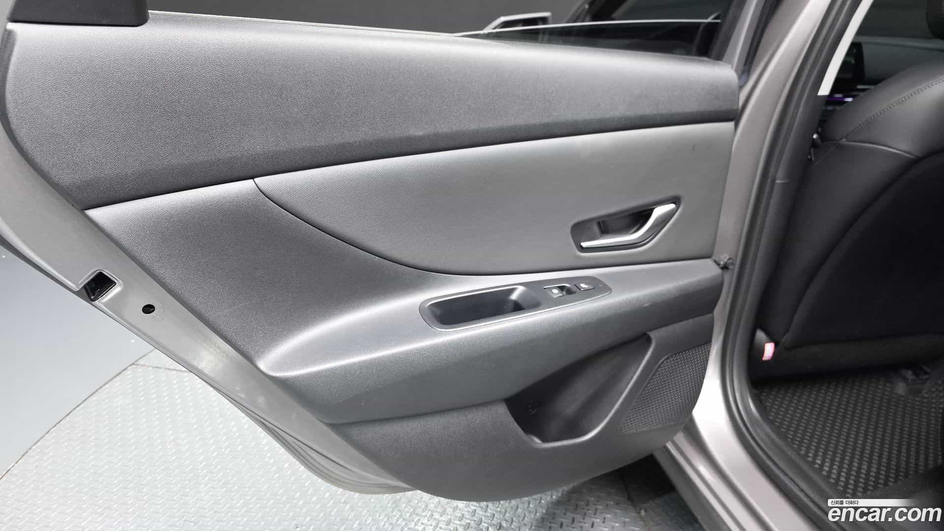 AVANTE Hyundai 2020.3-INNER-035