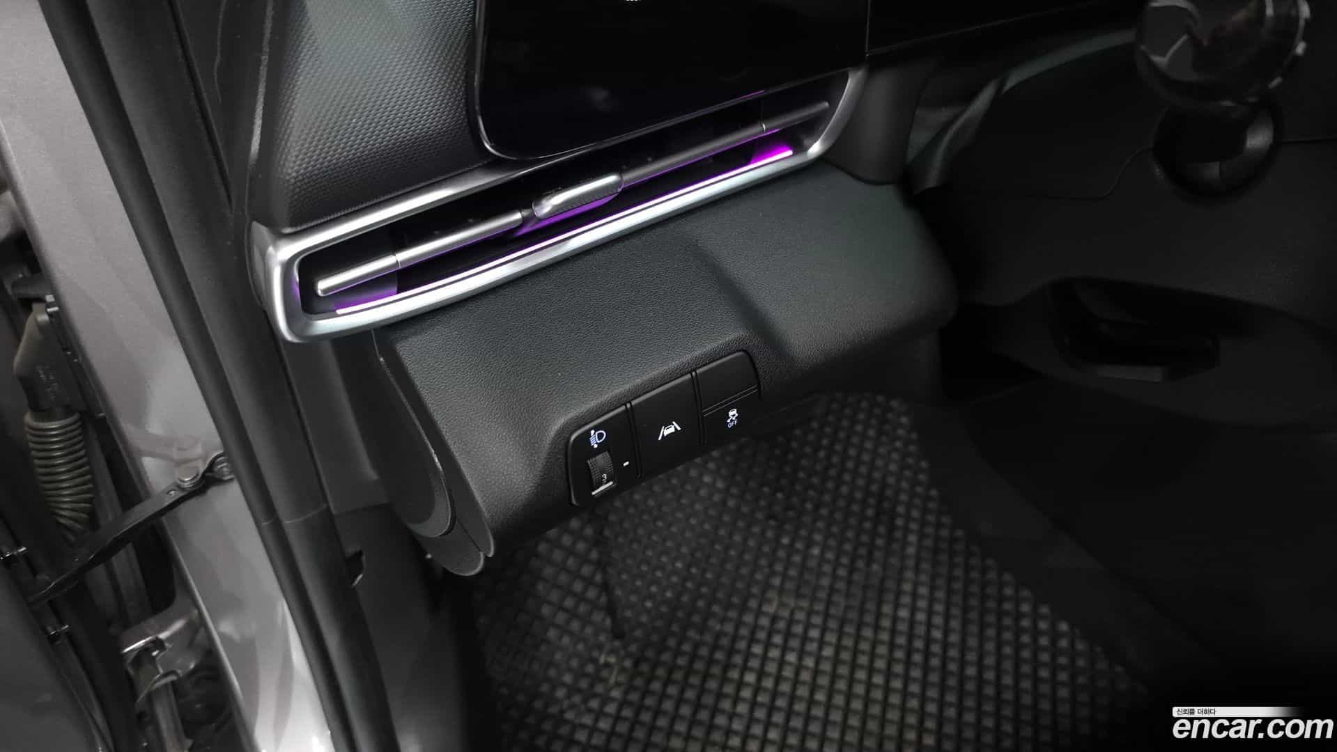 AVANTE Hyundai 2020.3-OPTION-040