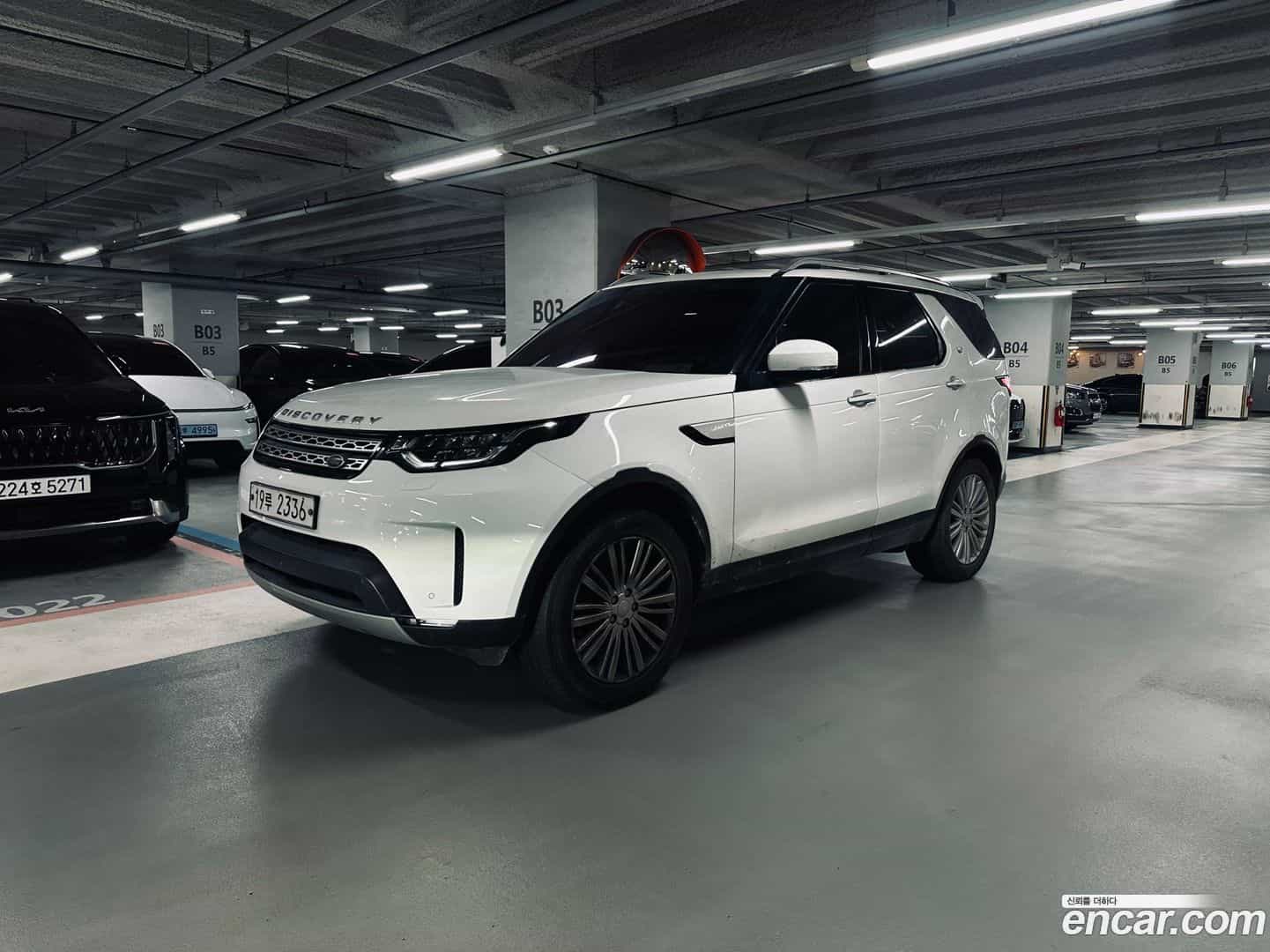 Discovery Land Rover 2017.11-OUTER-001