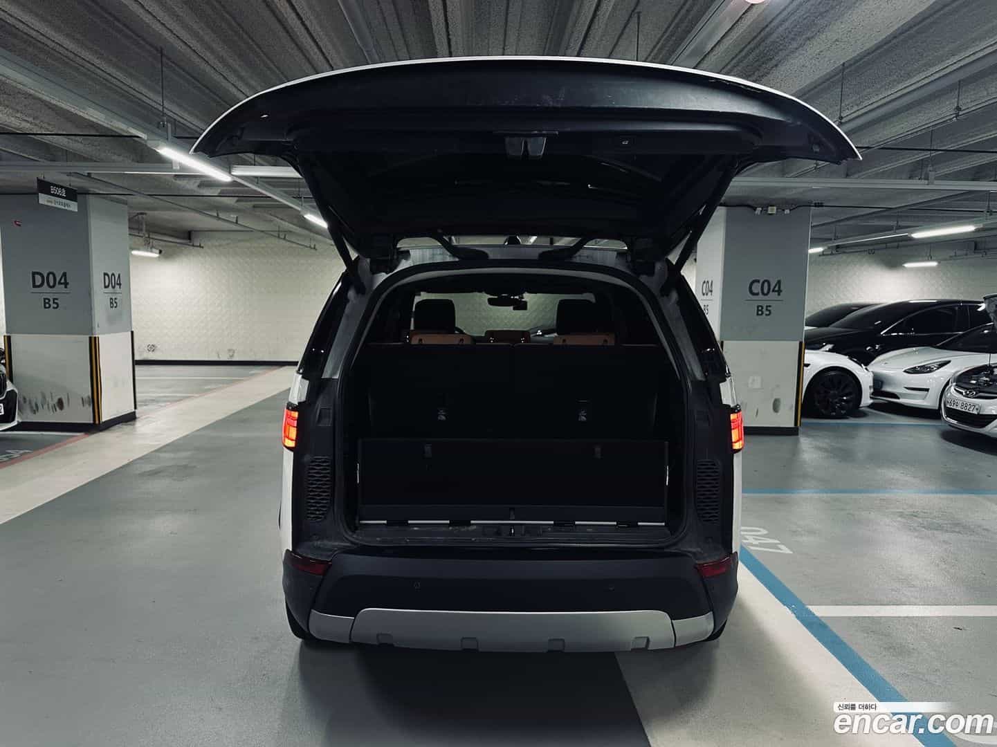 Discovery Land Rover 2017.11-OUTER-005