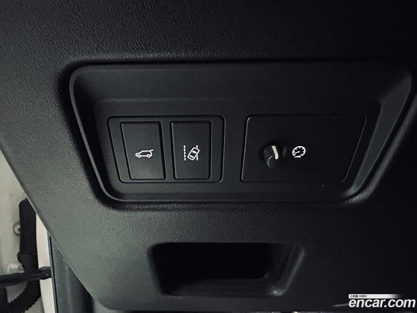 Discovery Land Rover 2017.11-OPTION-021