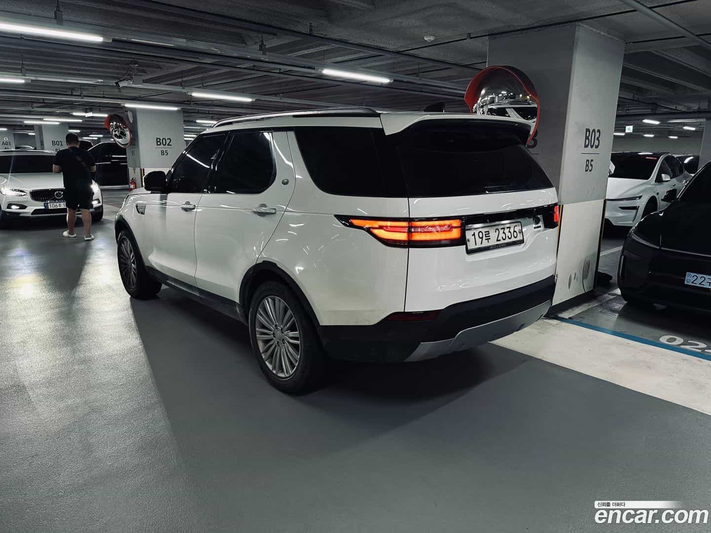 Discovery Land Rover 2017.11-OPTION-024