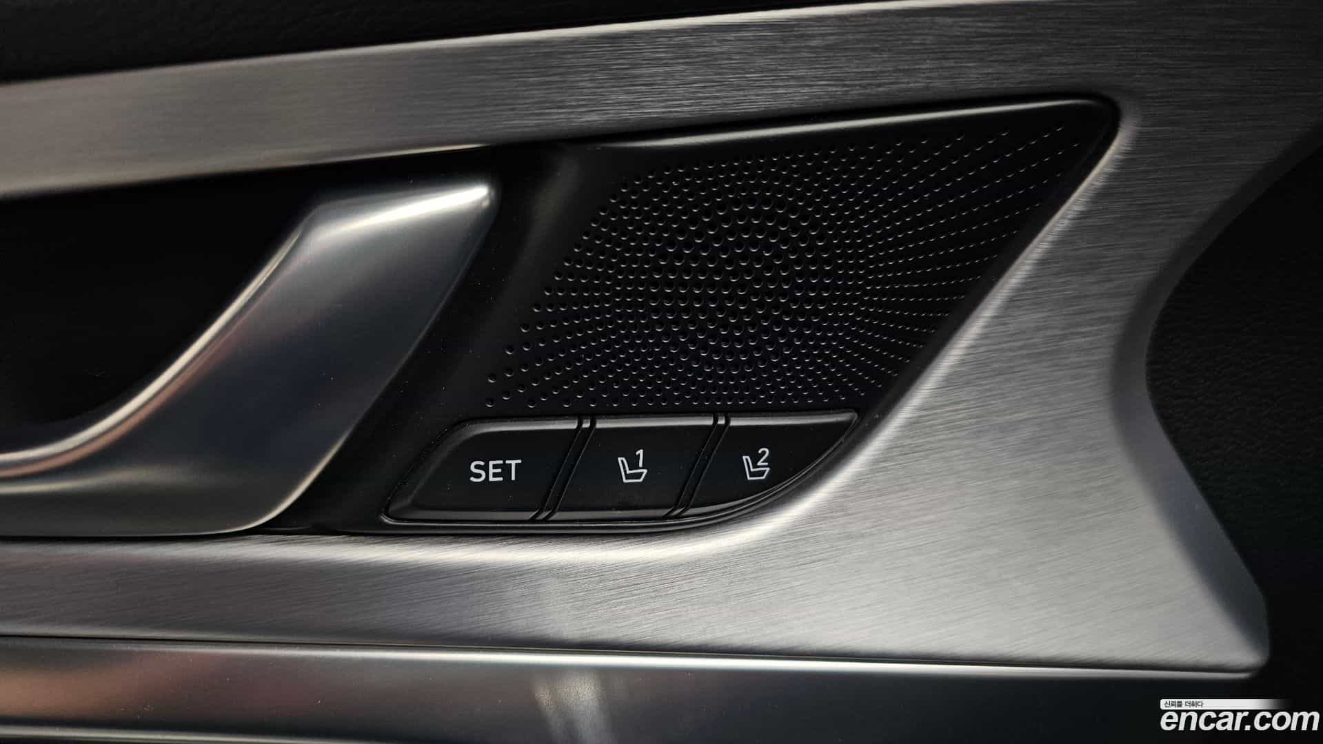 G70 Genesis 2018.4-OPTION-047