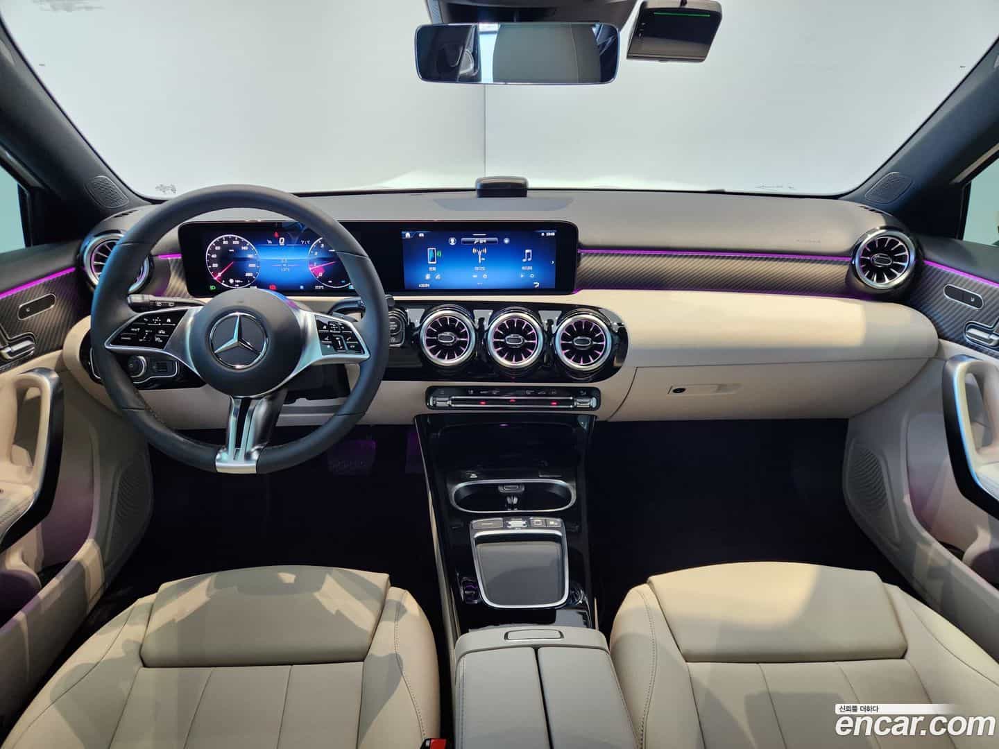 A-Class Mercedes-Benz 2025.9-OPTION-021