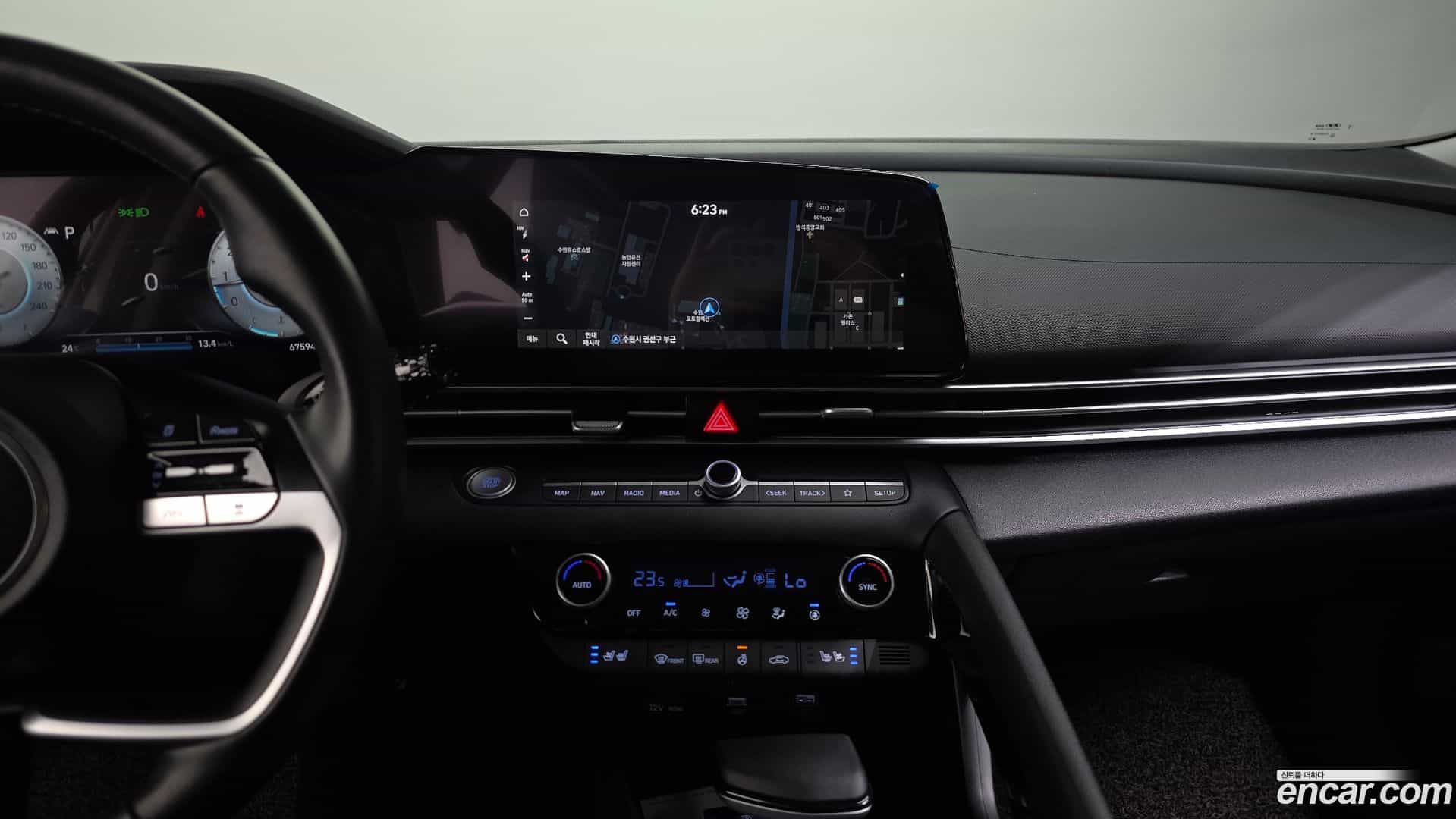 AVANTE Hyundai 2022.8-OPTION-018