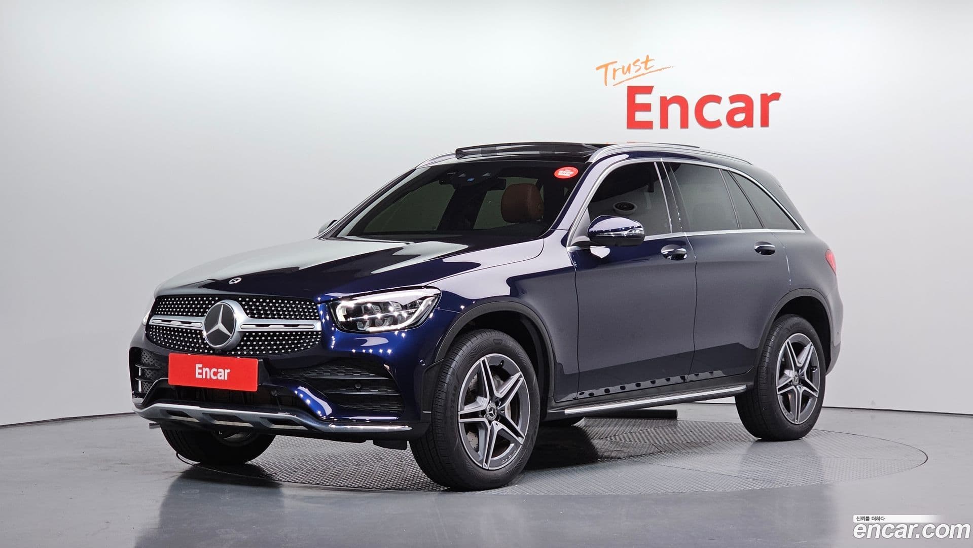 Main__Slider__Photo:GLC-Class Mercedes-Benz 2022.11-0