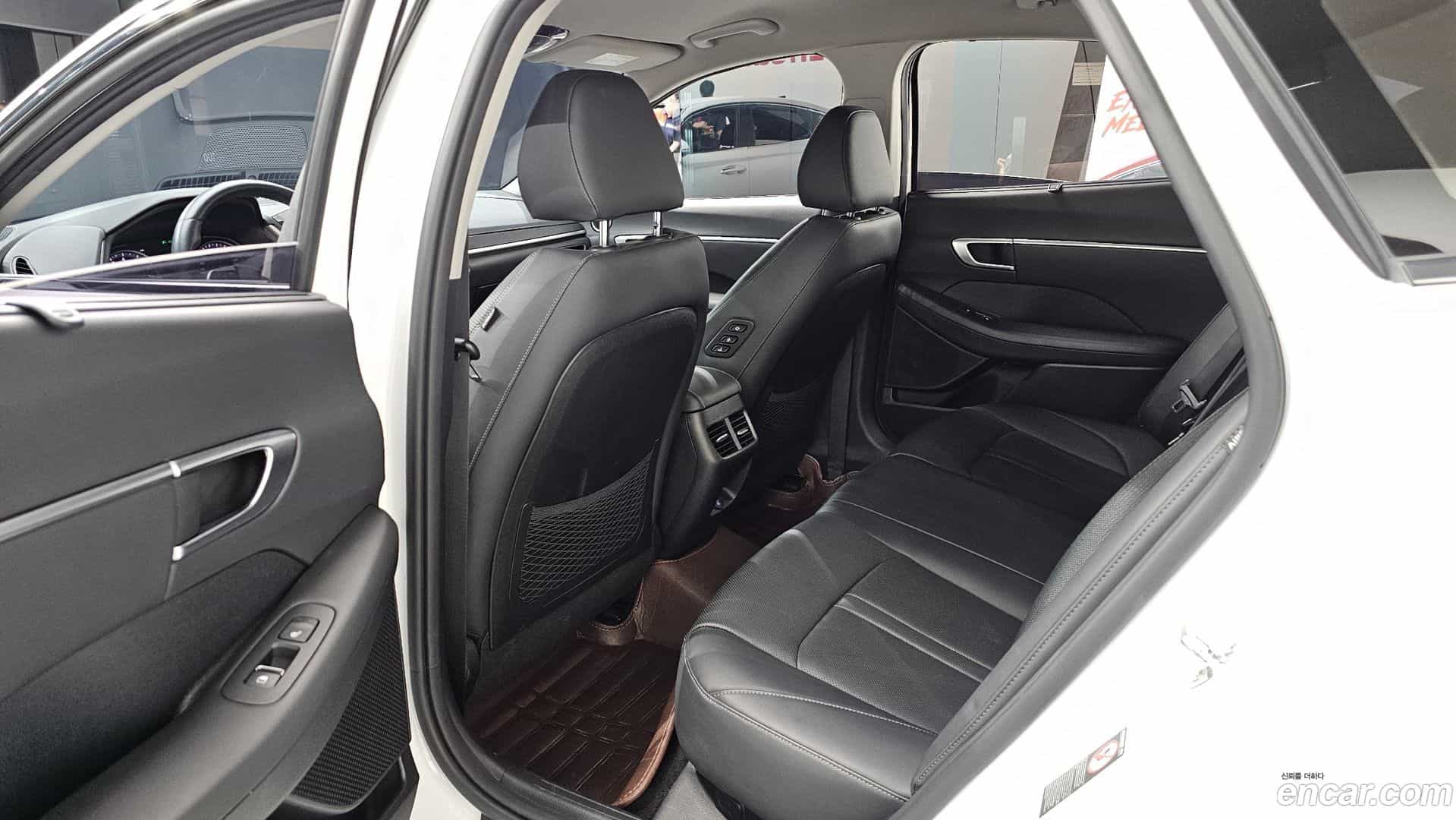 Sonata Hyundai 2021.2-INNER-036