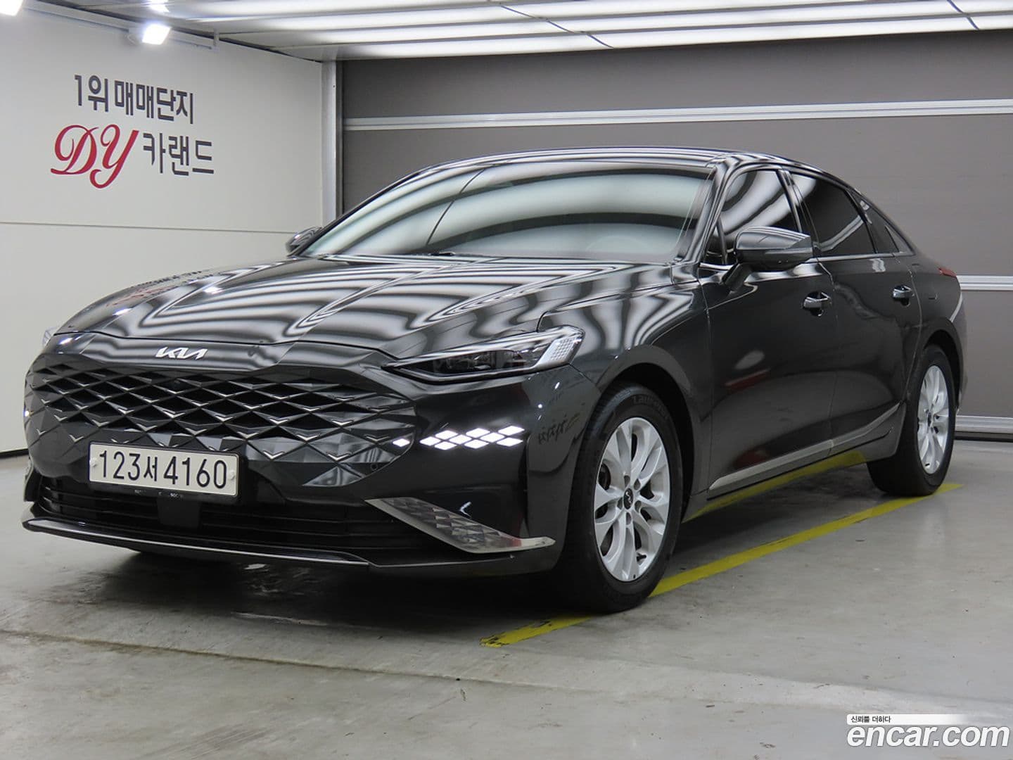 Main__Slider__Photo:K8 Kia 2022.6-0