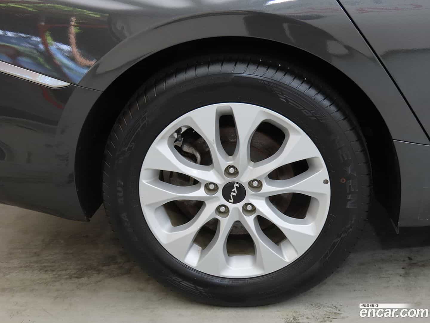 K8 Kia 2022.6-OPTION-024