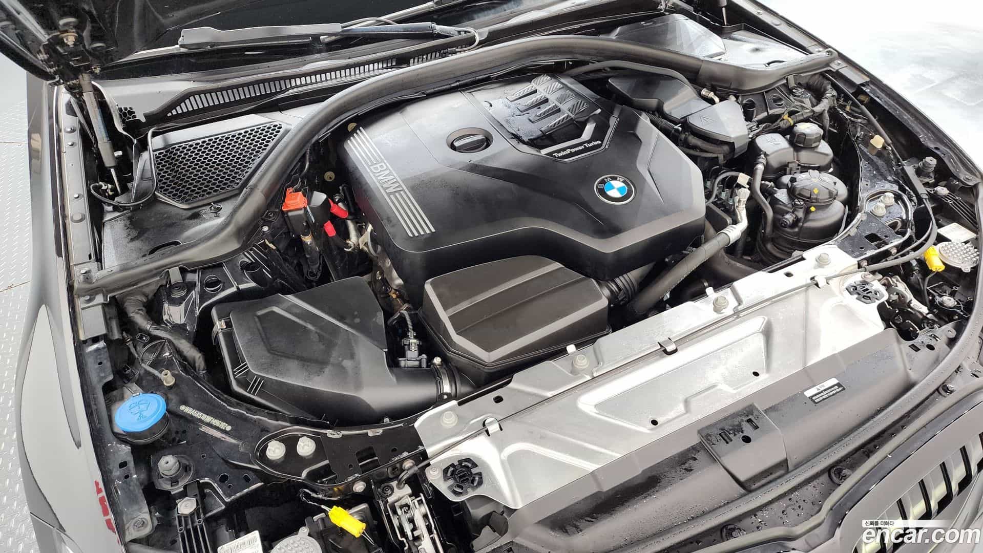 3-Series BMW 2022.8-OUTER-006