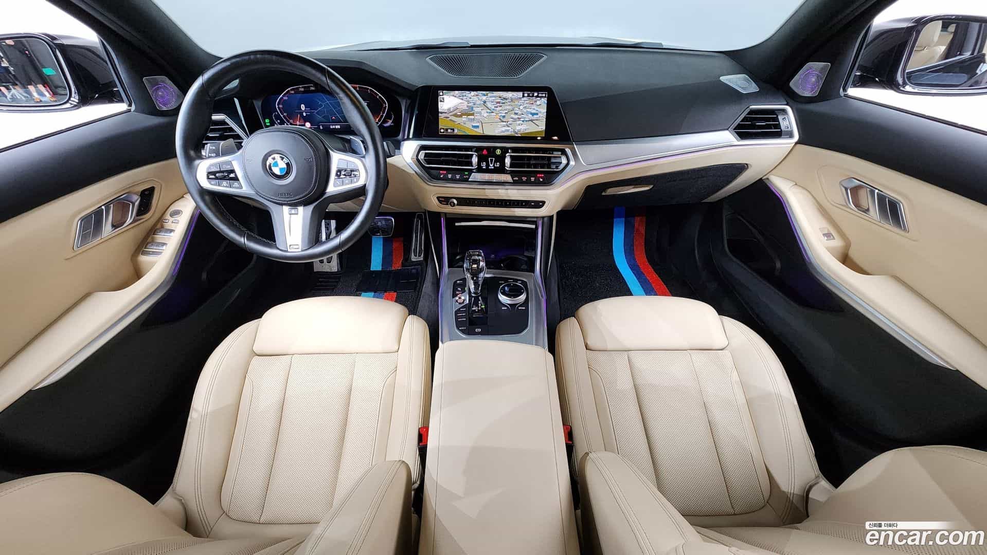3-Series BMW 2022.8-INNER-007