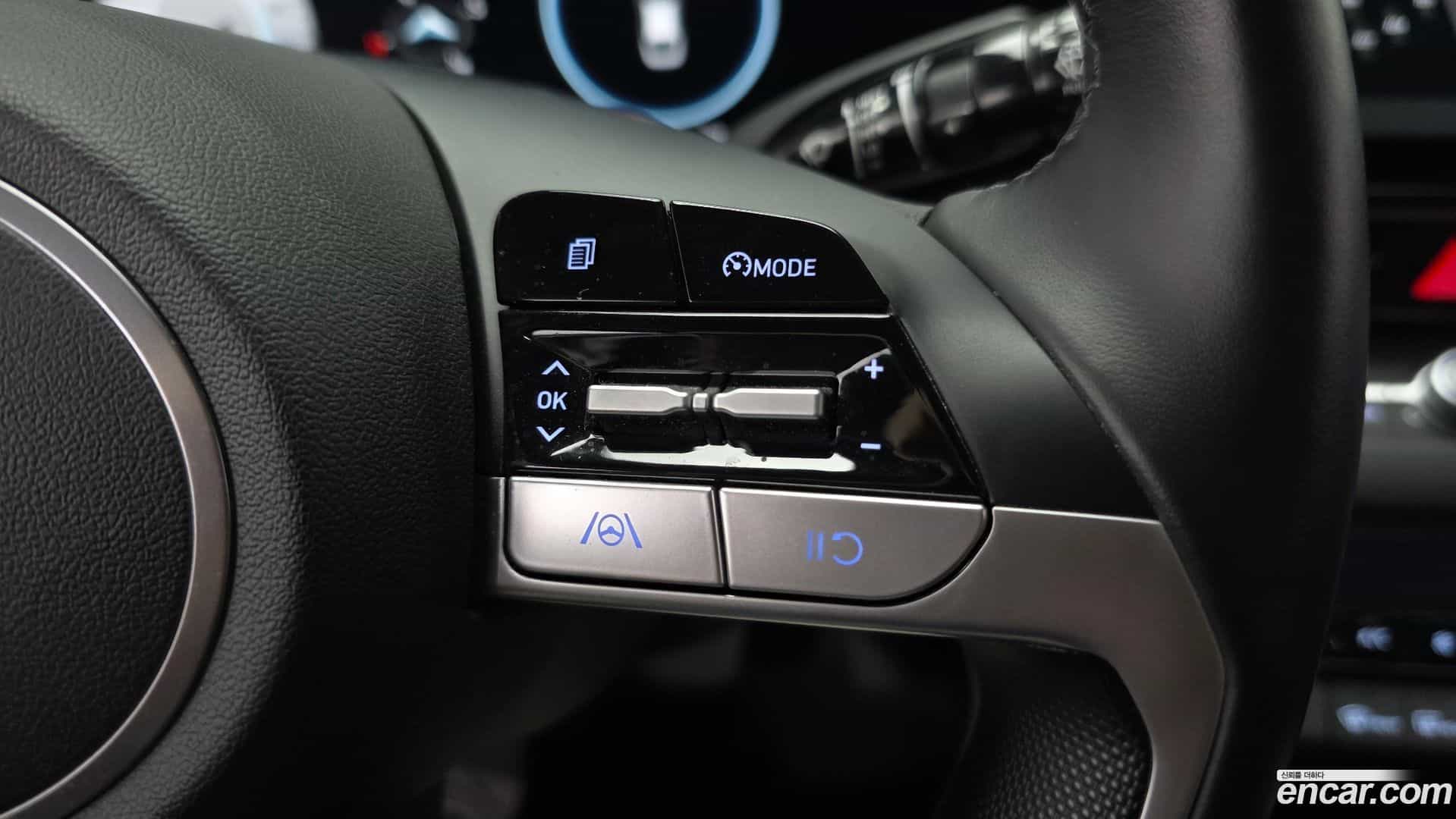 AVANTE Hyundai 2022.0-OPTION-018