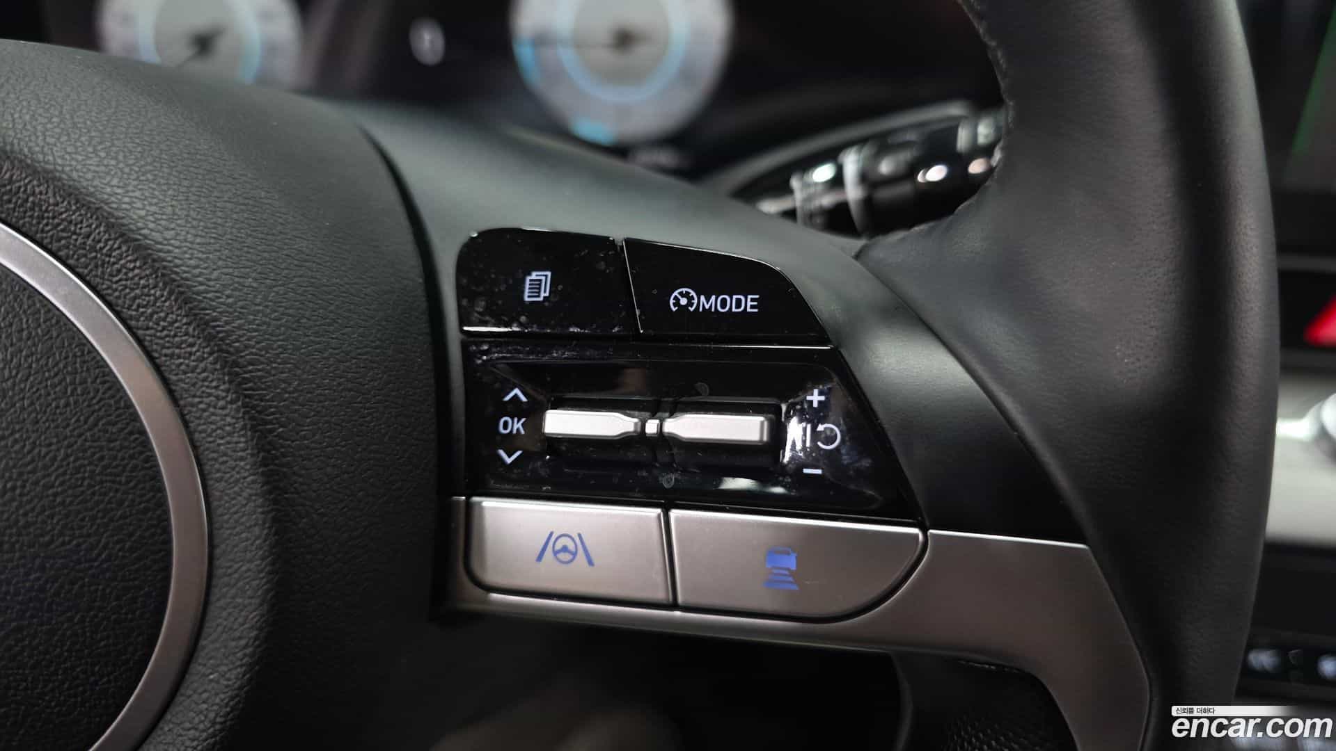 AVANTE Hyundai 2021.11-OPTION-018