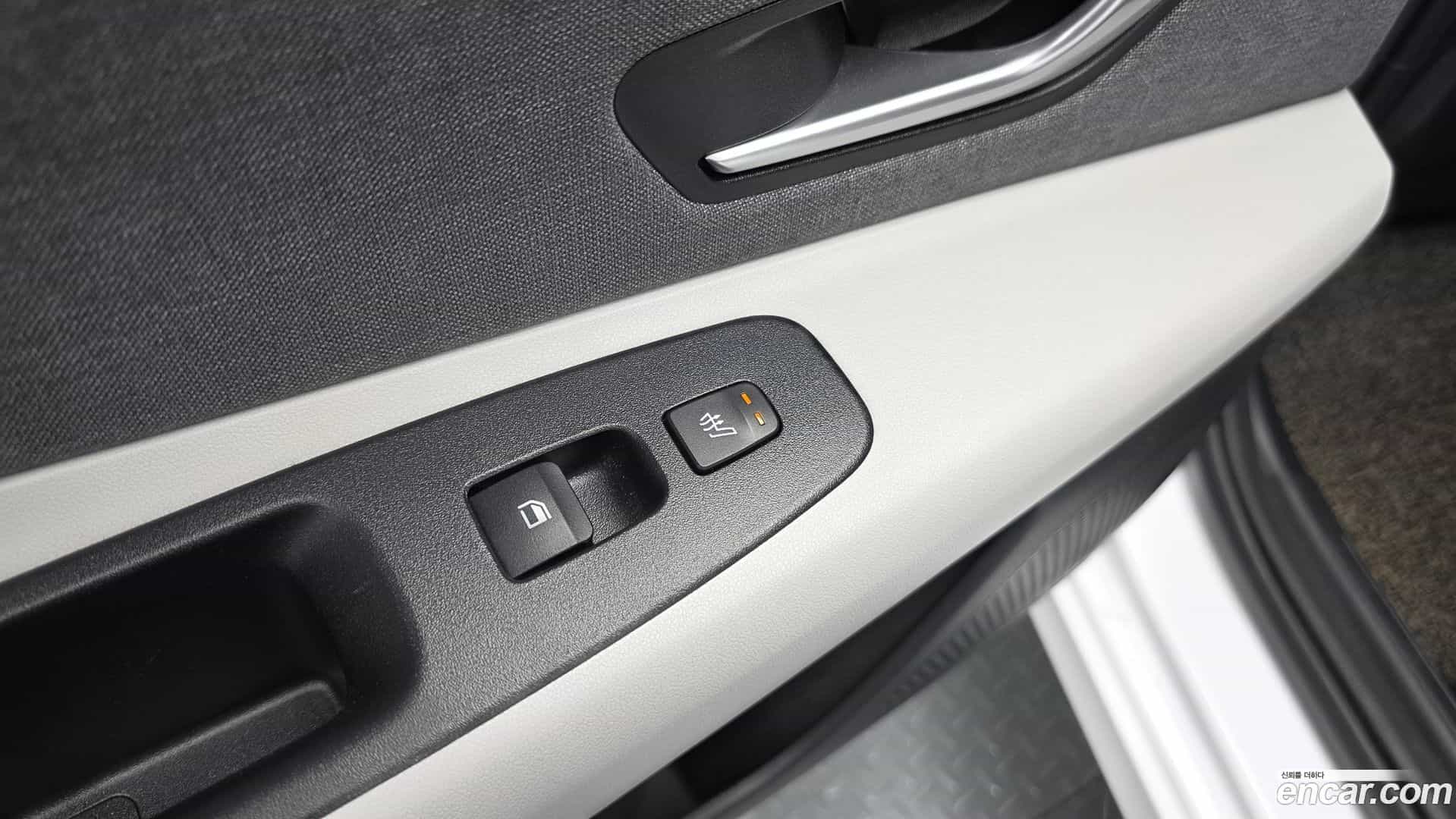 AVANTE Hyundai 2021.11-OPTION-023