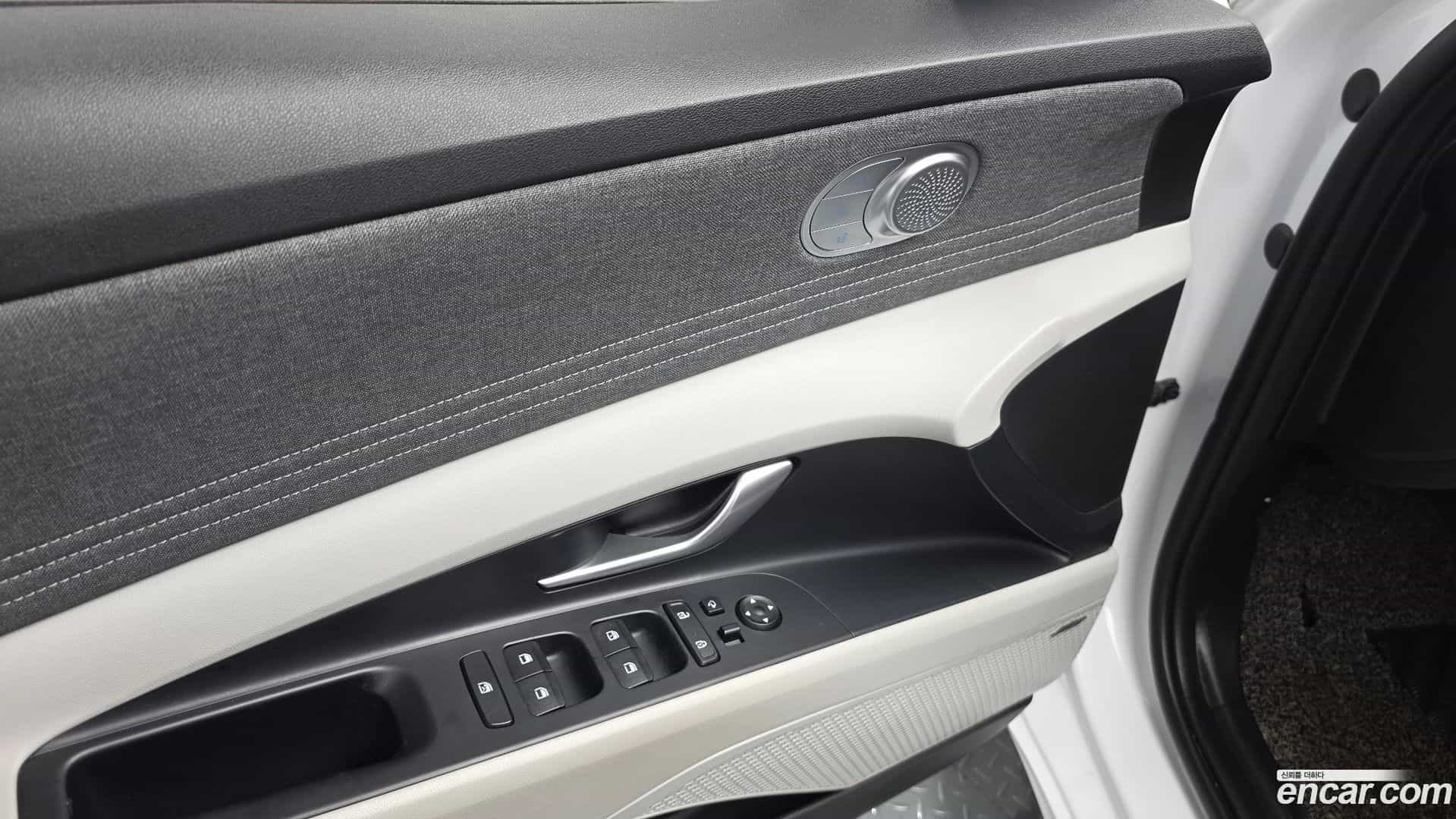 AVANTE Hyundai 2021.11-INNER-034