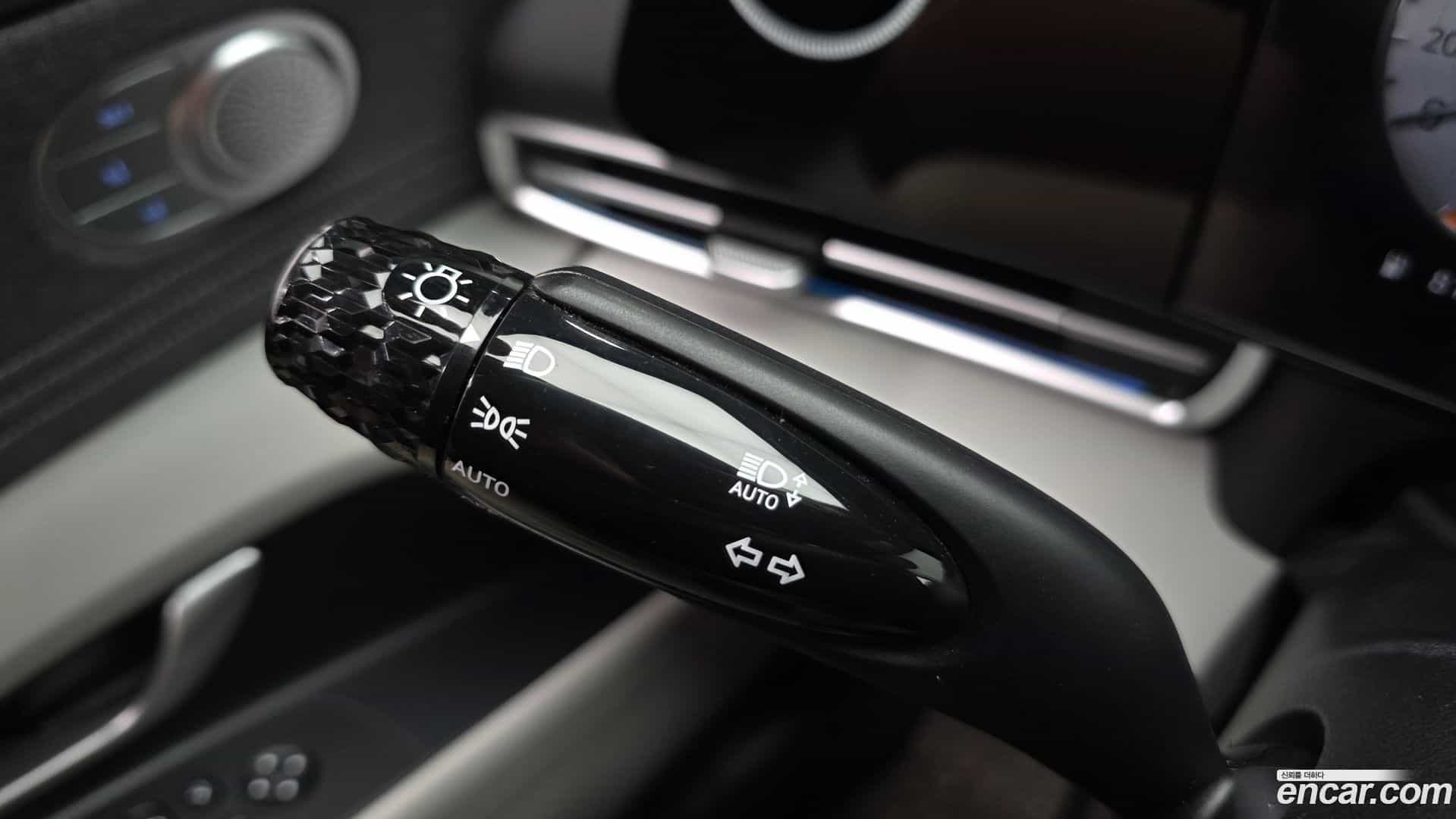 AVANTE Hyundai 2021.11-OPTION-041