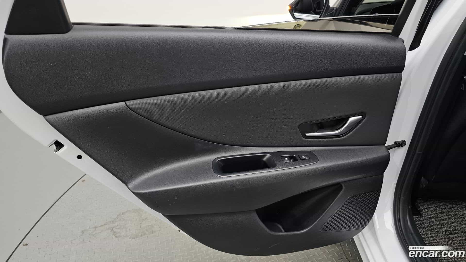 AVANTE Hyundai 2020.5-INNER-035
