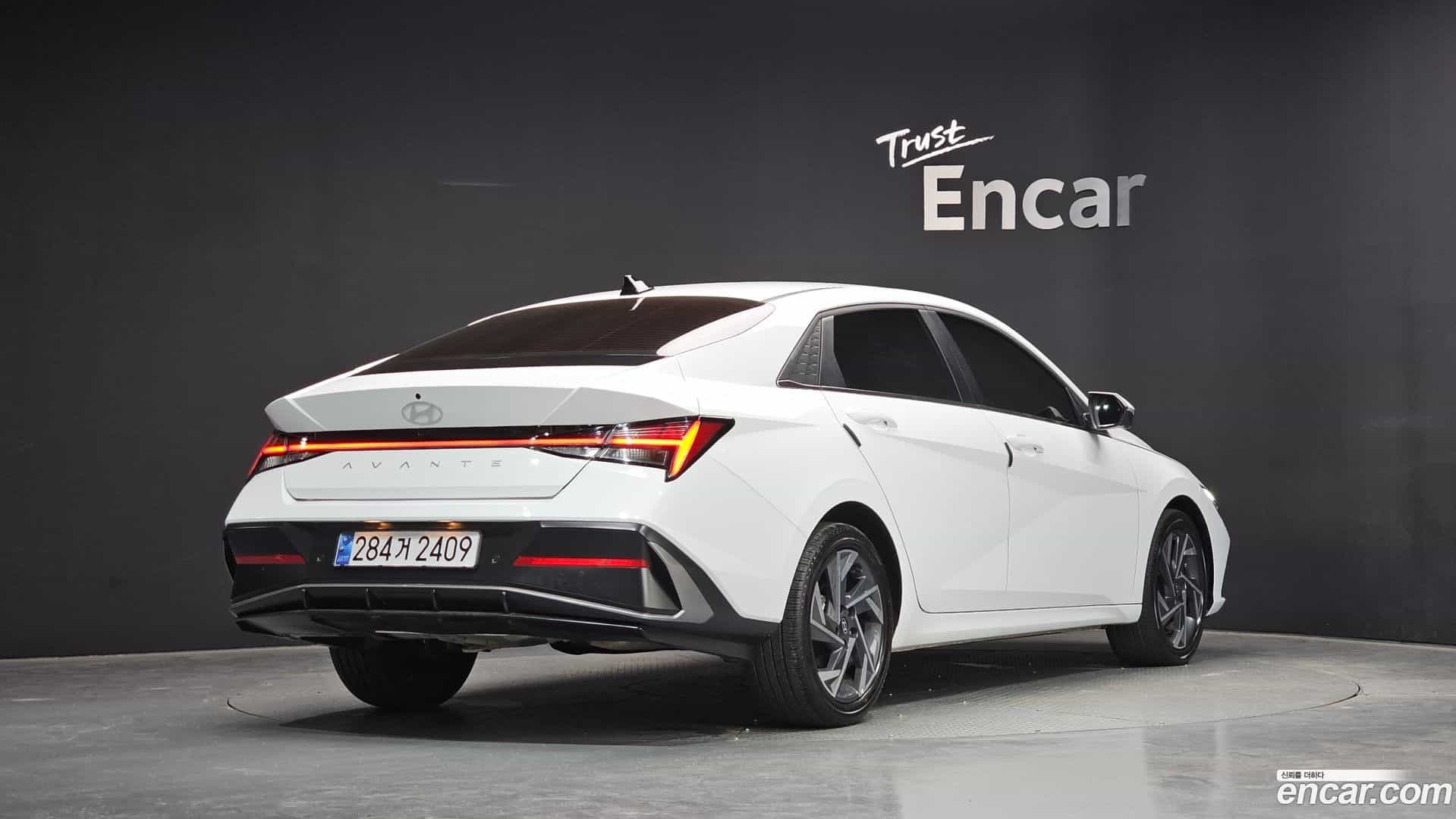 AVANTE Hyundai 2025.0-OUTER-002