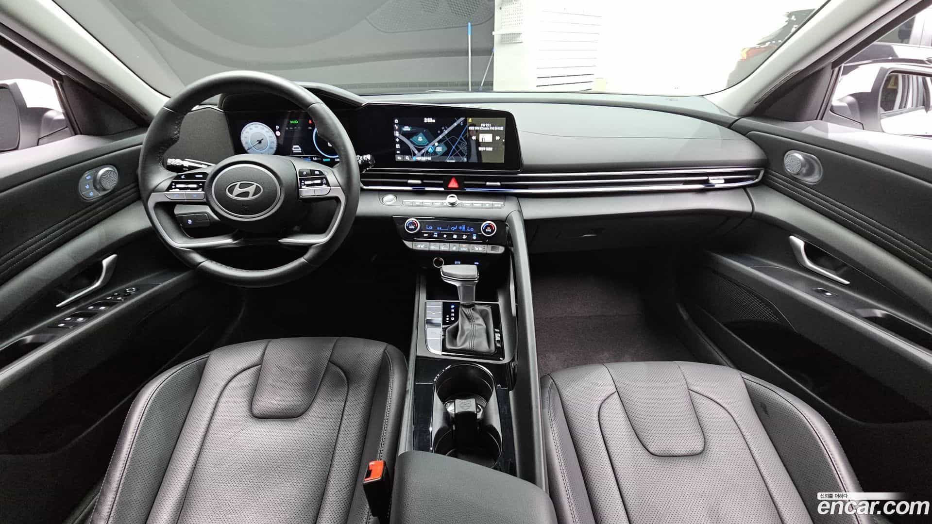 AVANTE Hyundai 2025.0-INNER-007