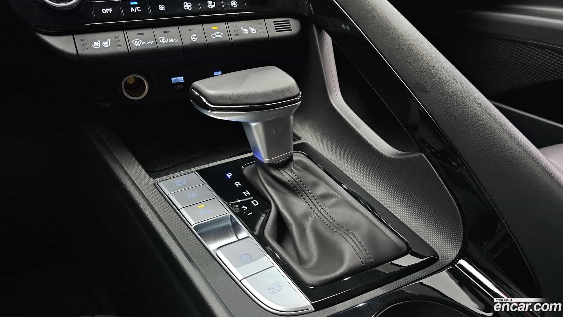 AVANTE Hyundai 2025.0-INNER-009