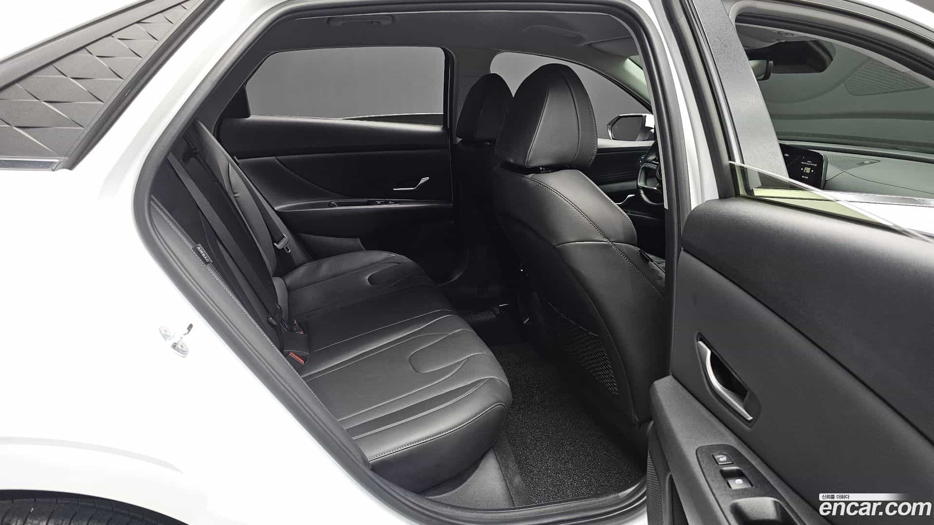AVANTE Hyundai 2025.0-OPTION-016
