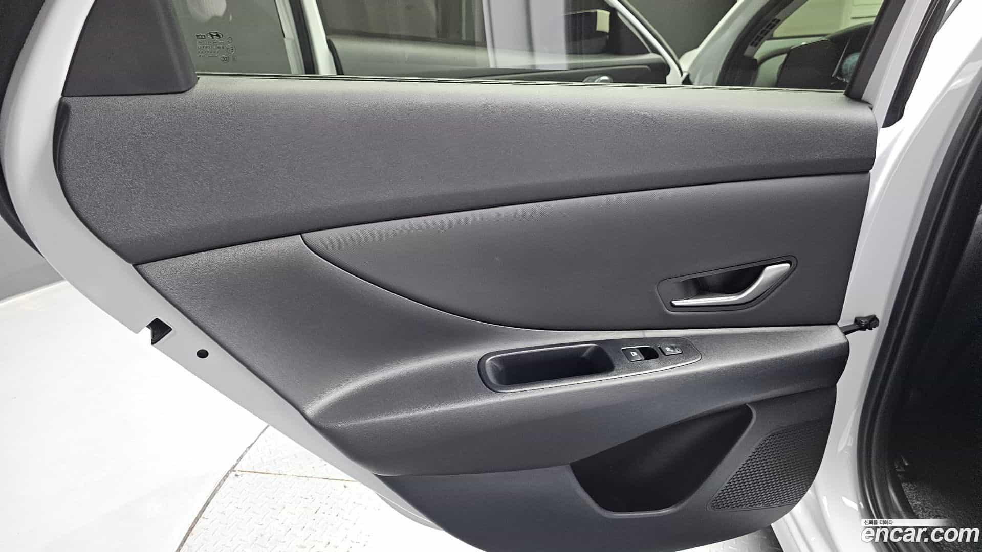 AVANTE Hyundai 2025.0-INNER-035